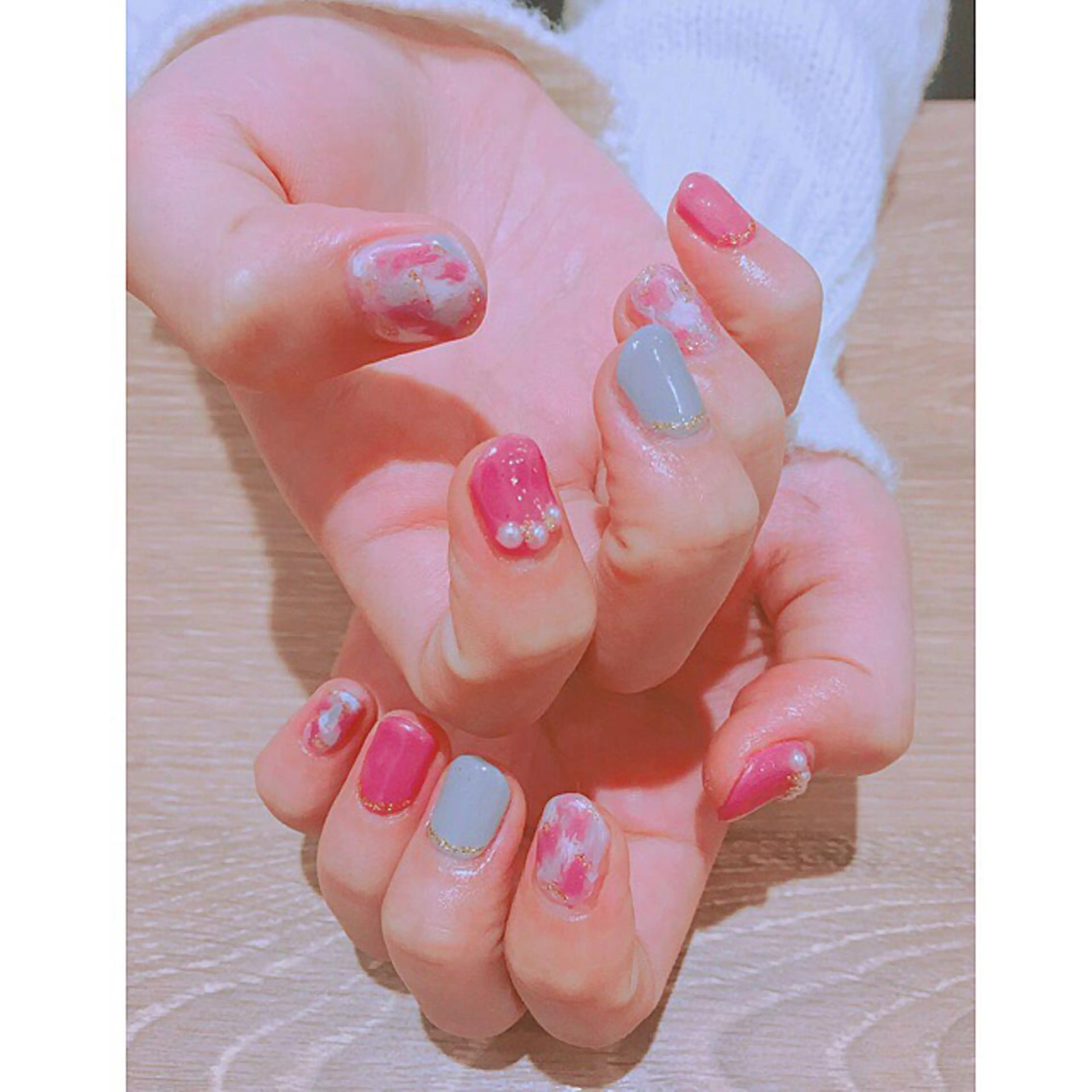 ネイル 透明感♡︎♡︎ 佐々木早苗のヘアスタイル