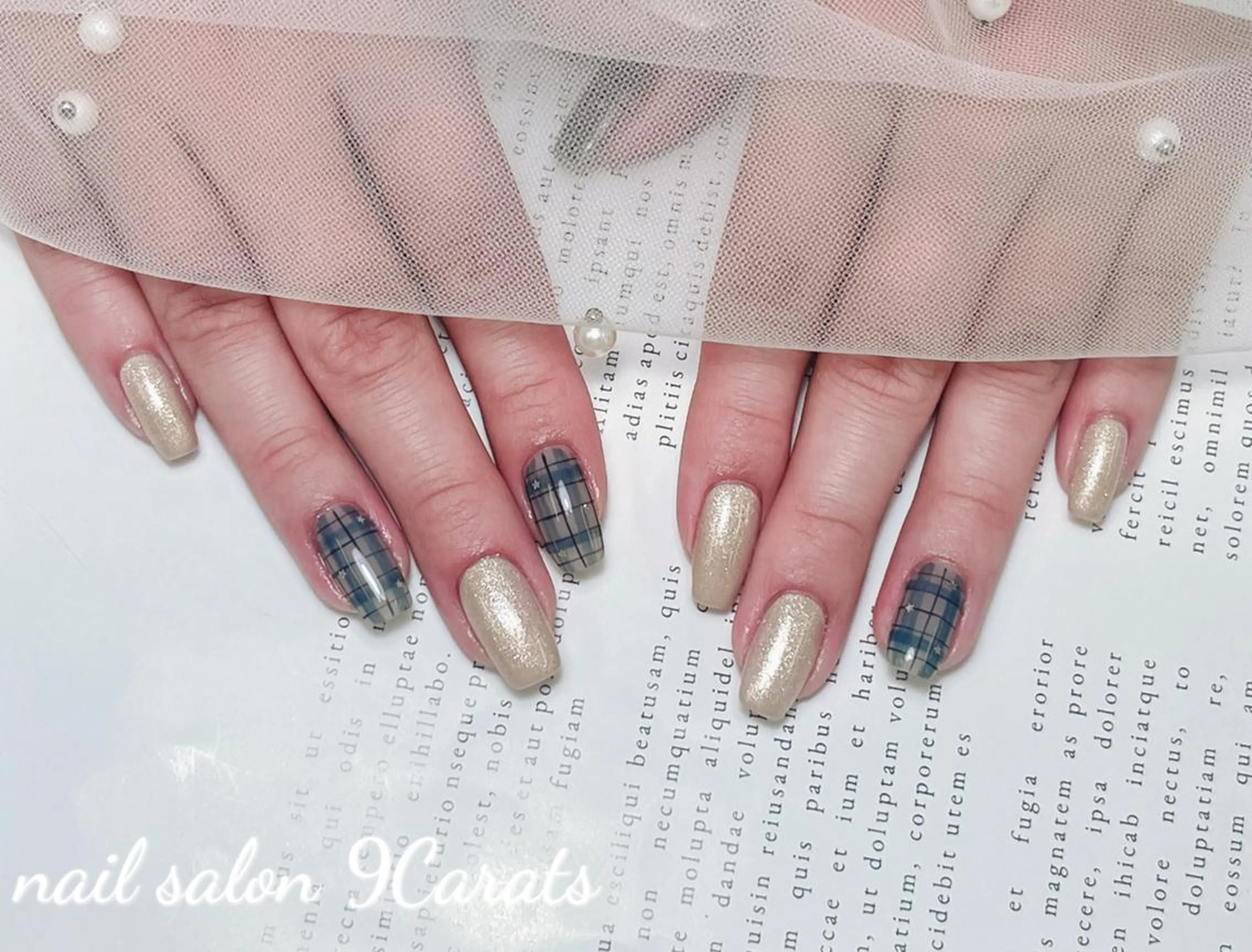 ネイル アートネイル チークネイル フットネイル フレンチネイル ガラスフレンチ ネイルサロン 9Carats神田のネイルデザイン