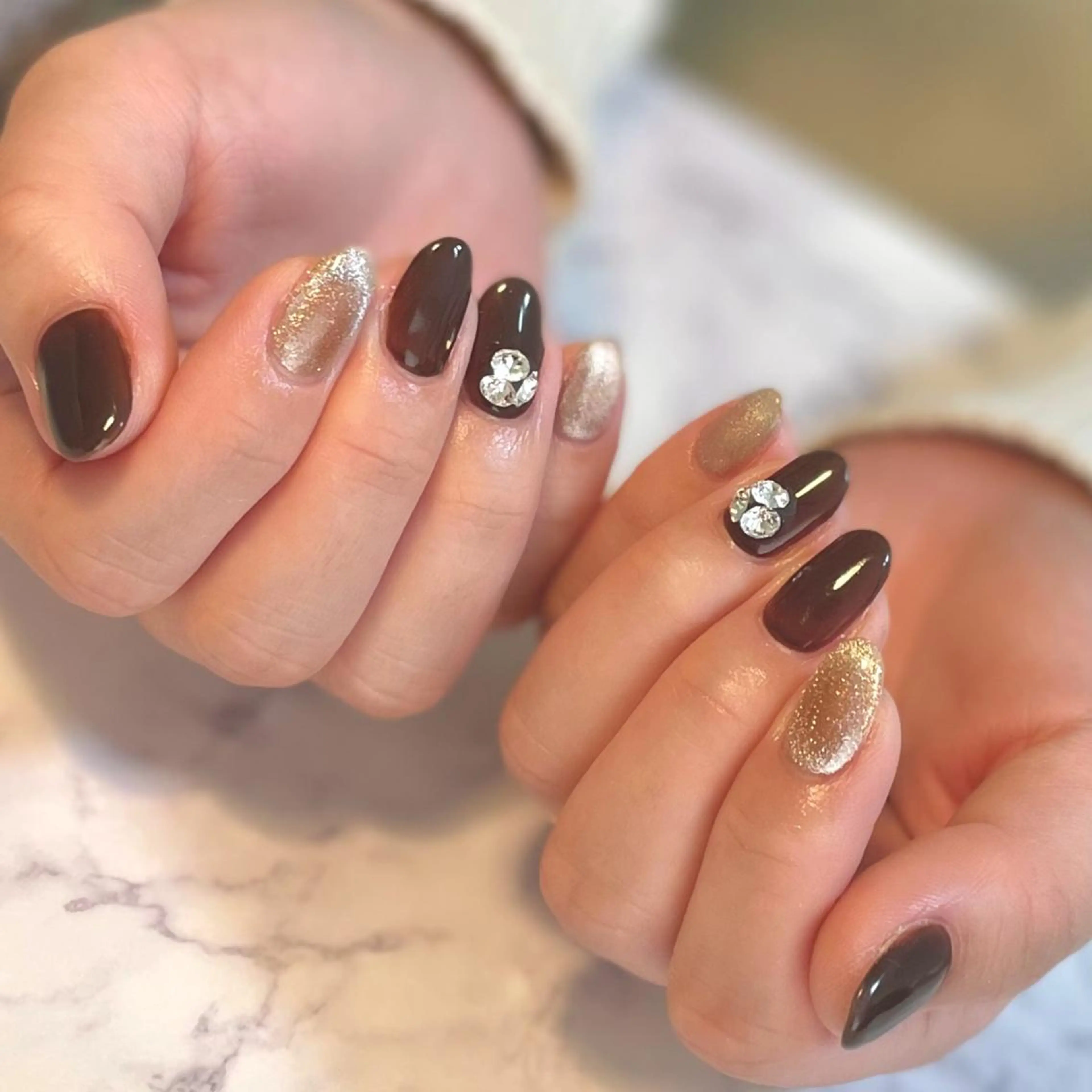 ネイル KOMINE TOMOKOのネイルデザイン