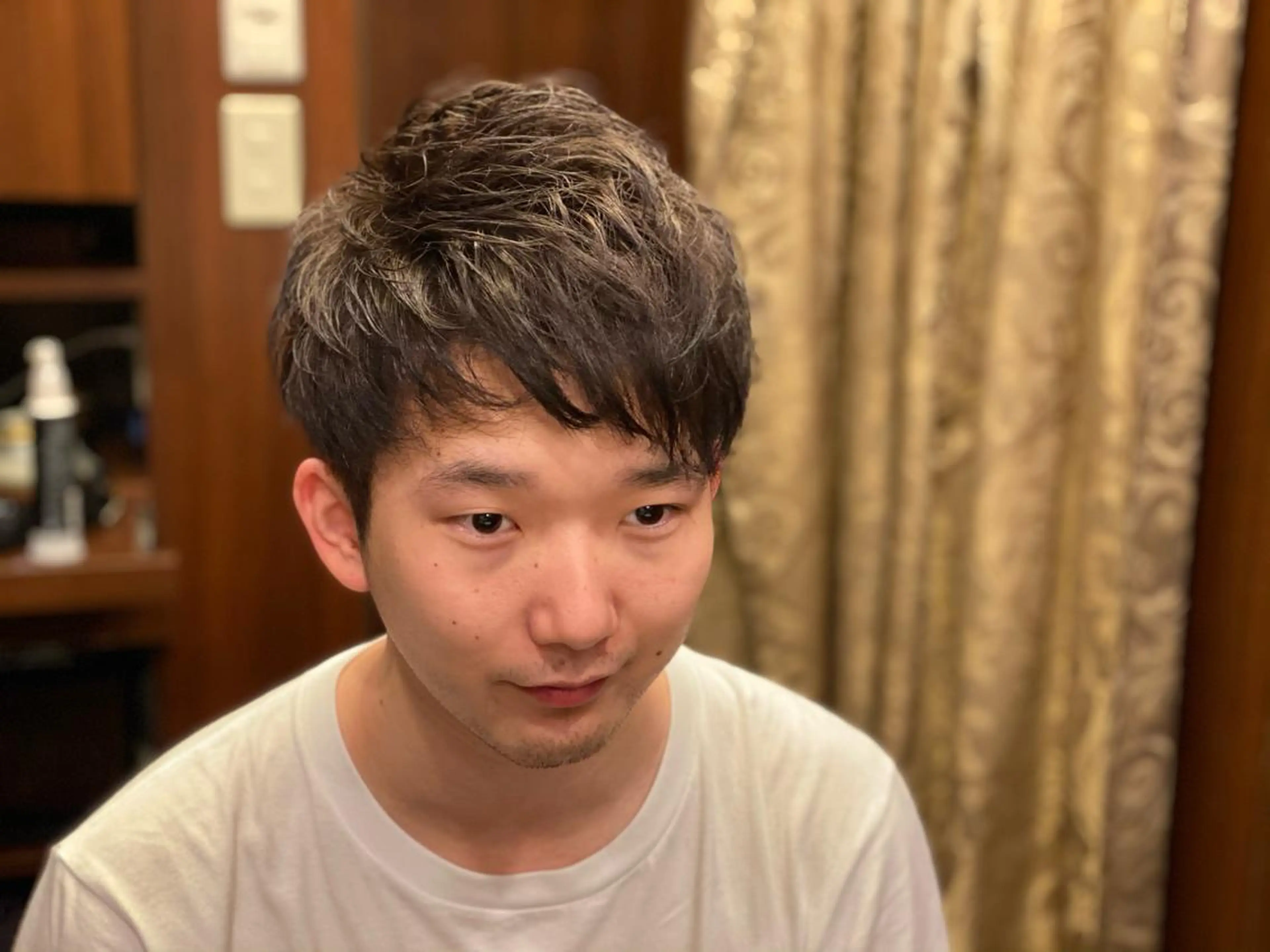 ショート カラー メンズ 浅見 天翔のヘアスタイル