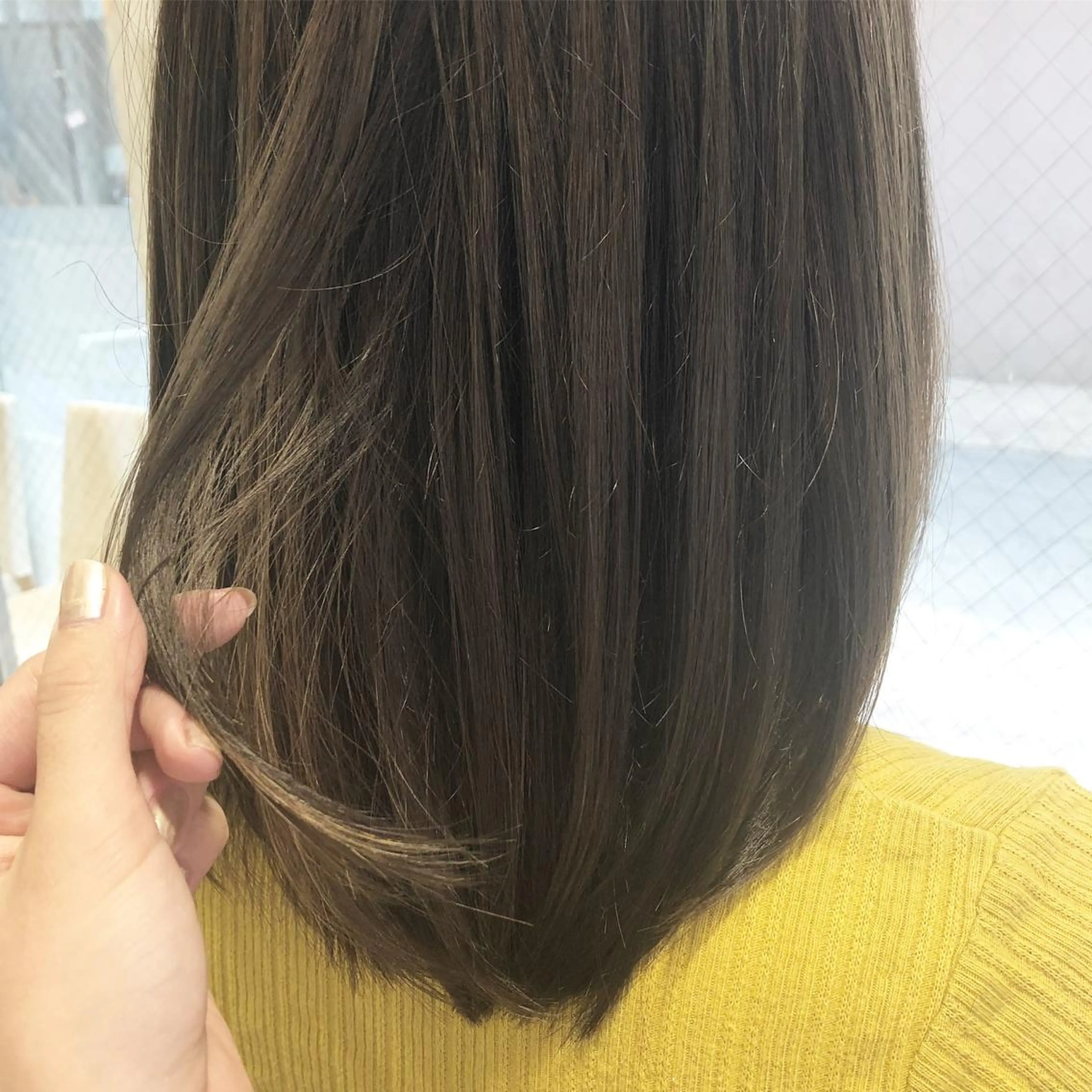 セミロング カラー アディクシーカラー グレージュ sano sayakaのヘアスタイル