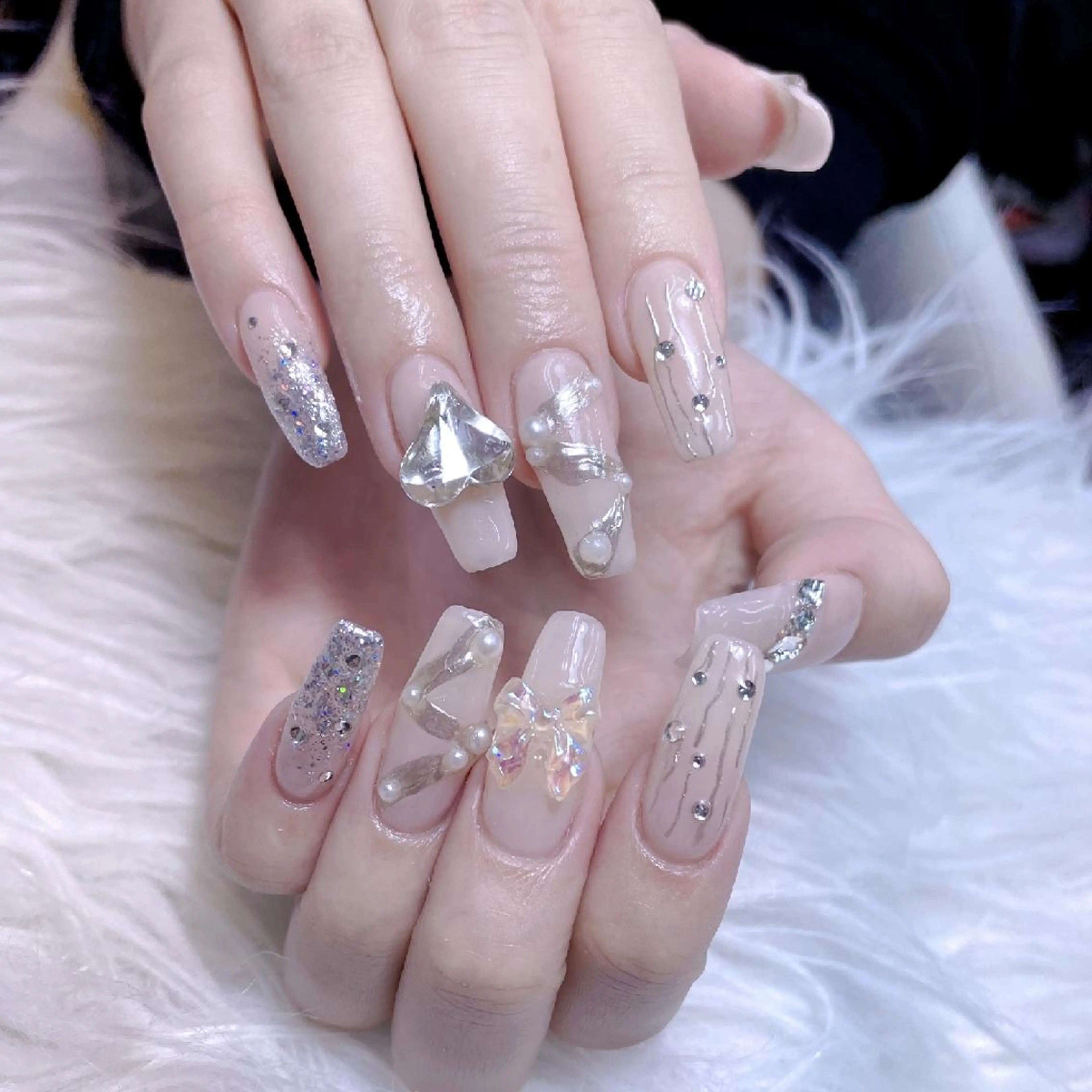 ネイル オーロラネイル フレンチネイル ハート 韓国ネイル ミラーネイル NailPrincess所属・princess スカルプ専門店のネイルデザイン