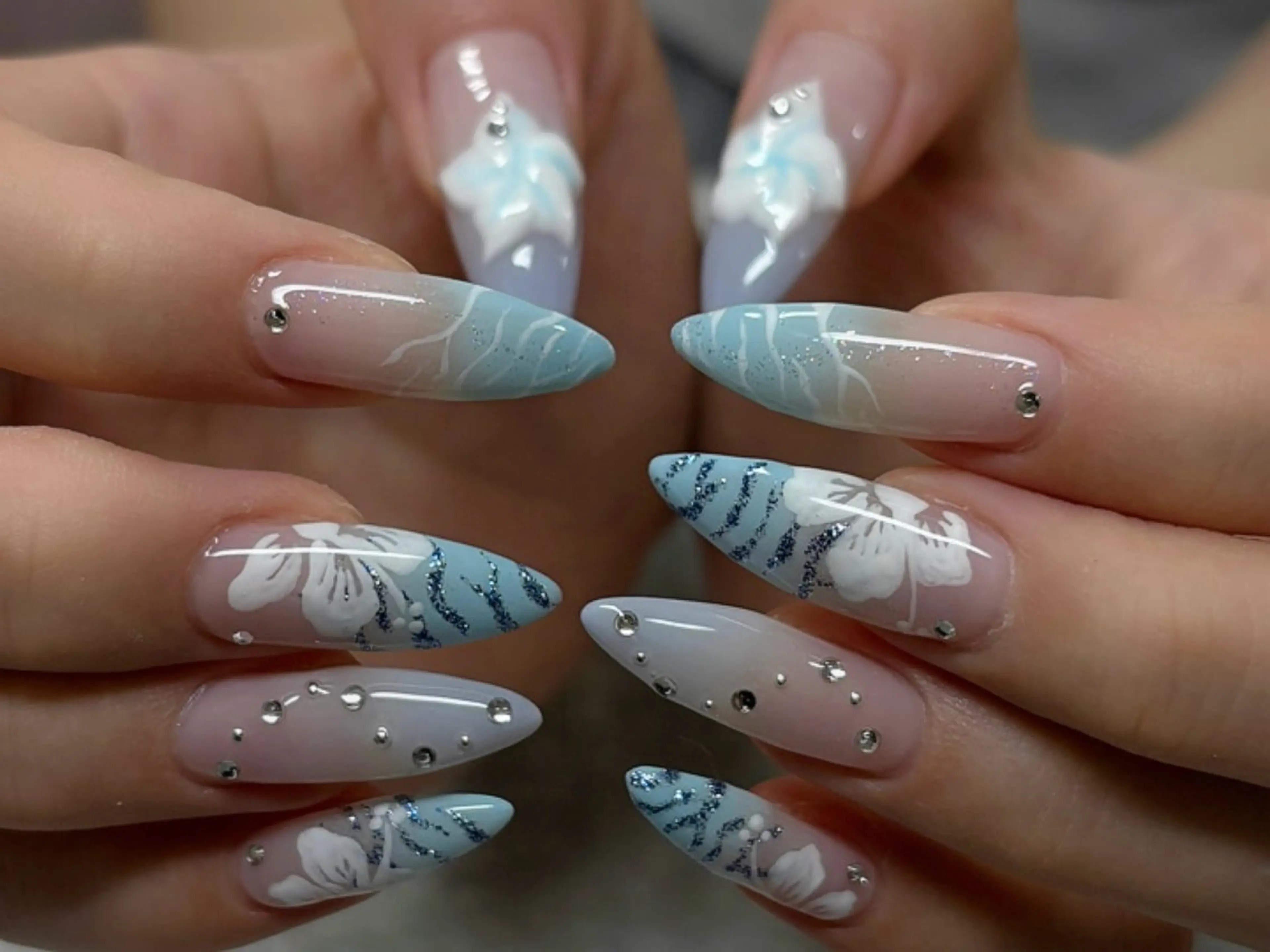 ネイル ハンドネイル Protea きぬがわ らむのネイルデザイン