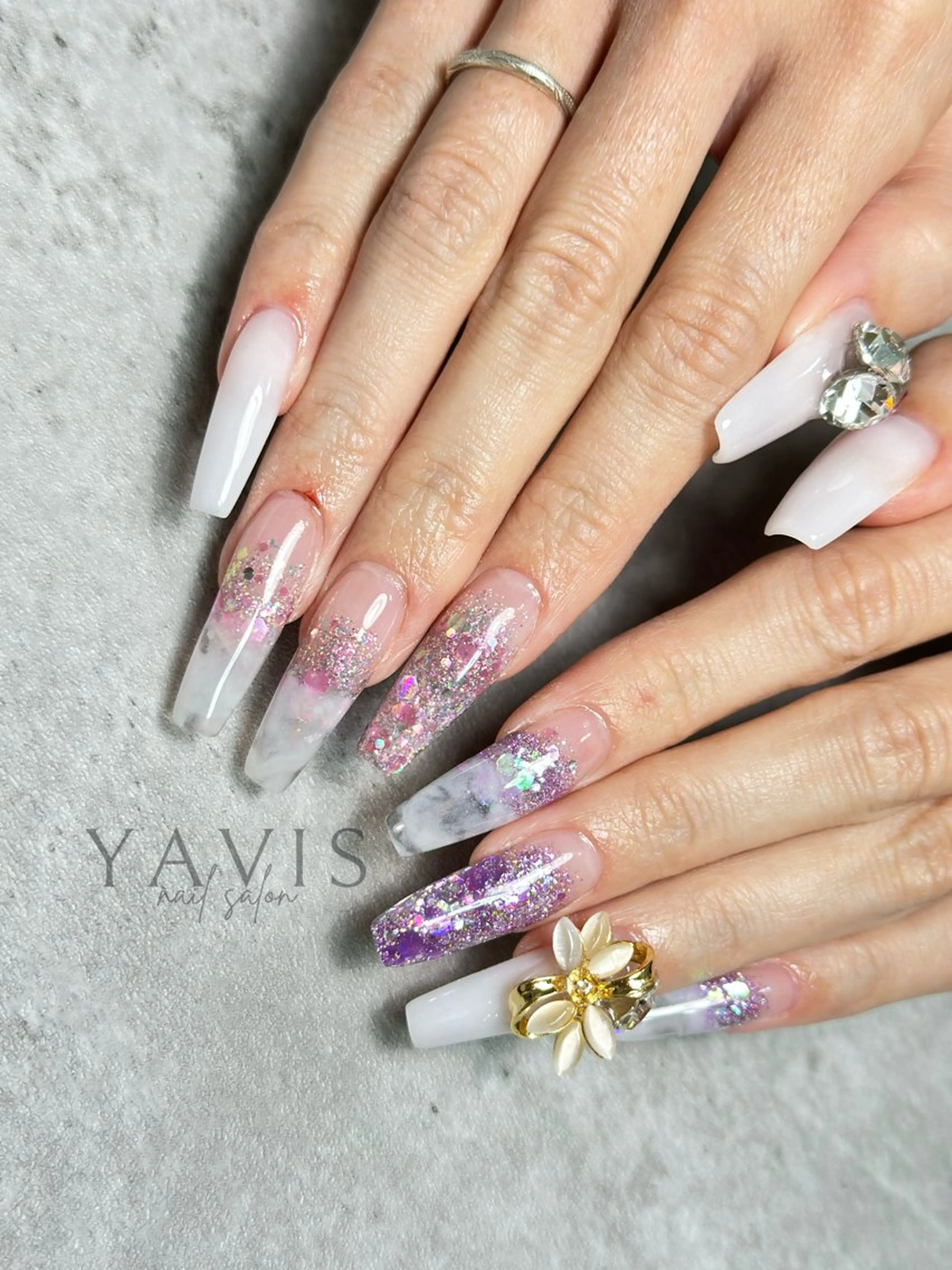 ネイル スカルプネイル YAVIS_ nailのネイルデザイン
