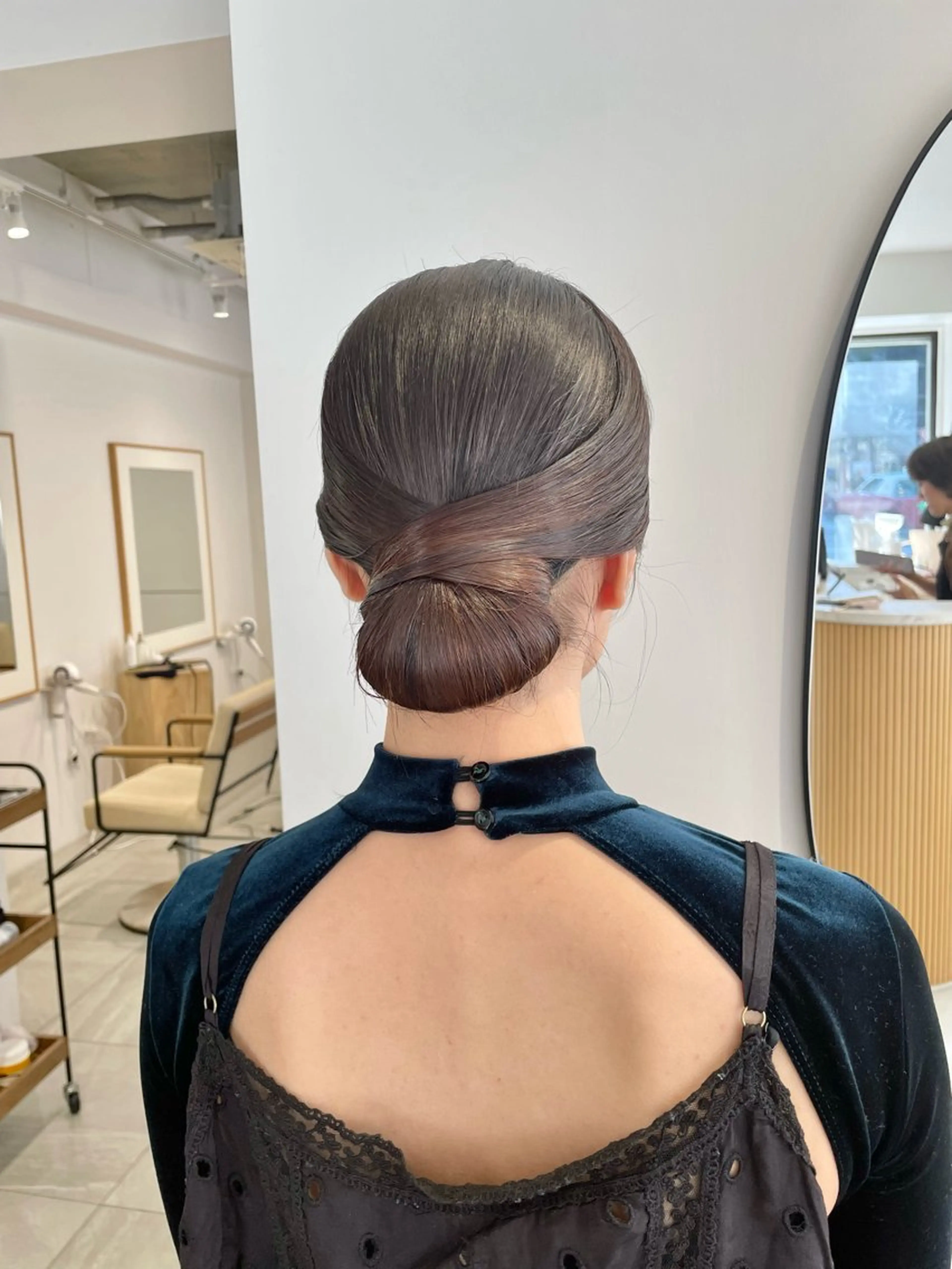 ロング ヘアアレンジ 髪質改善 韓国風ヘア 縮毛矯正 トリートメント ヘアセット elto所属・ひ な た⌇ elto 四条烏丸のヘアスタイル