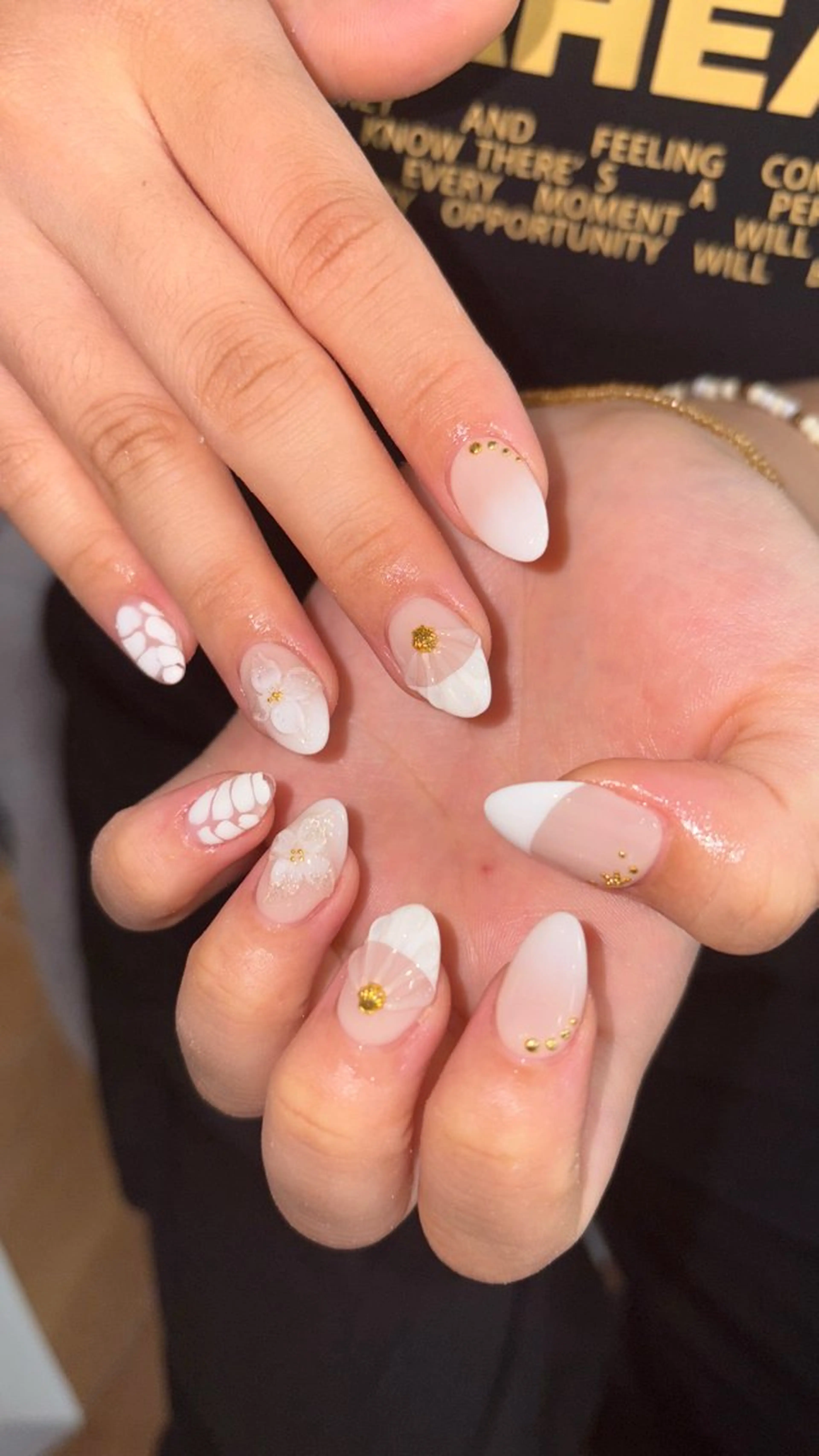 ネイル ハンドネイル ⟡.·coco⟡.· 1月予約受付中のネイルデザイン