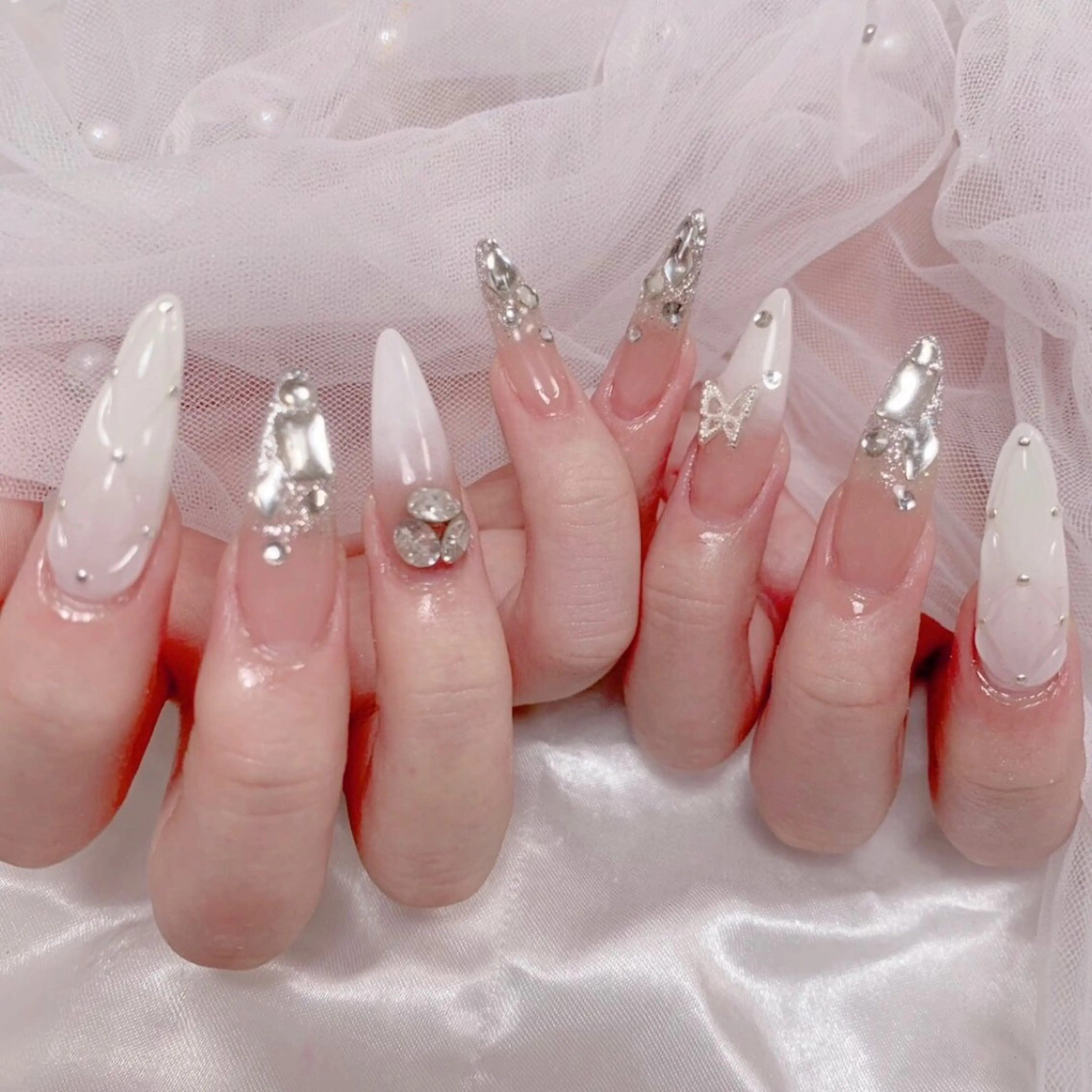 ネイル ハンドネイル nana 🎀のネイルデザイン