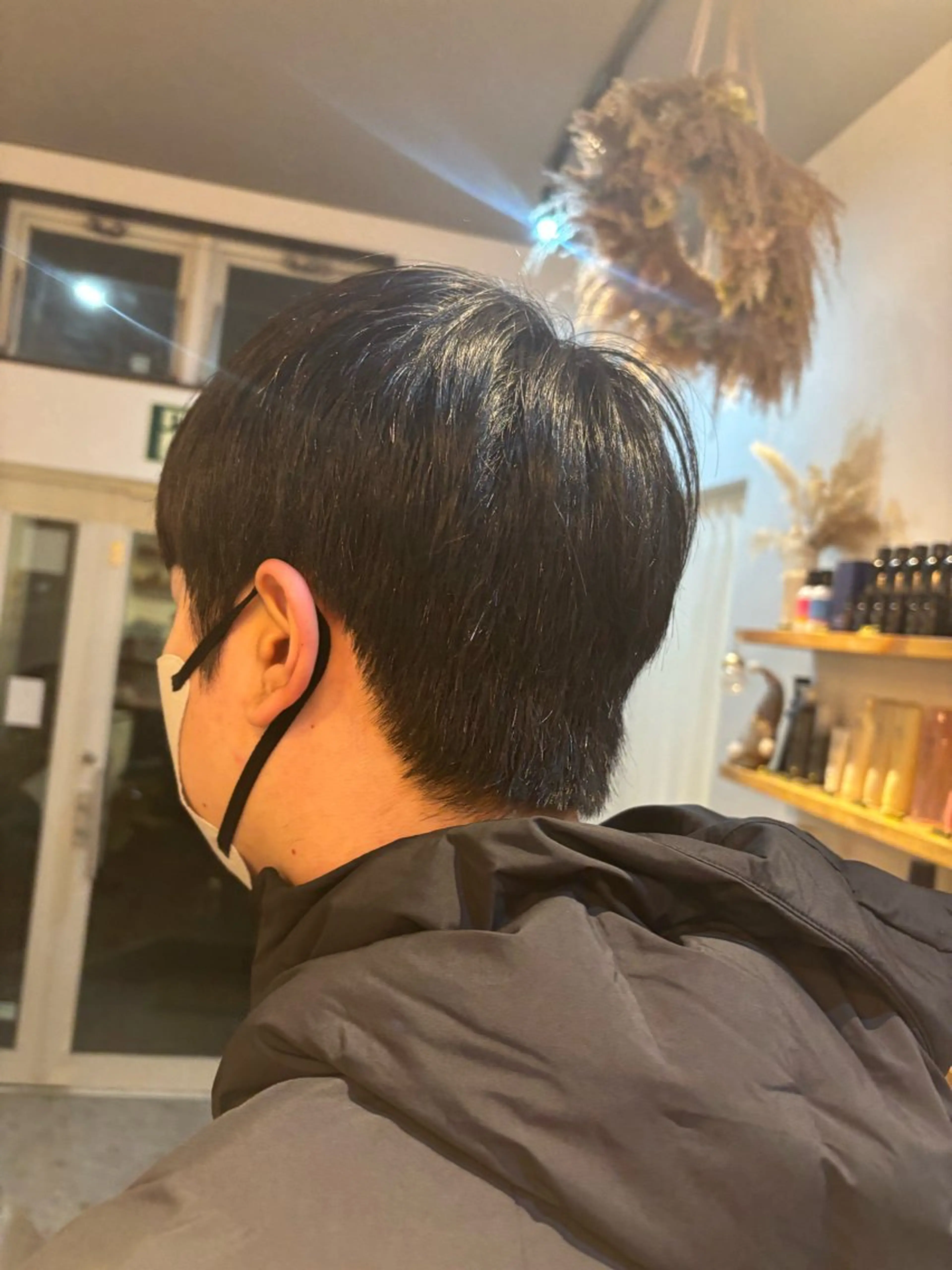 メンズ 刈り上げ ふじたしの/湘南台 ハイライト/カラーのヘアスタイル