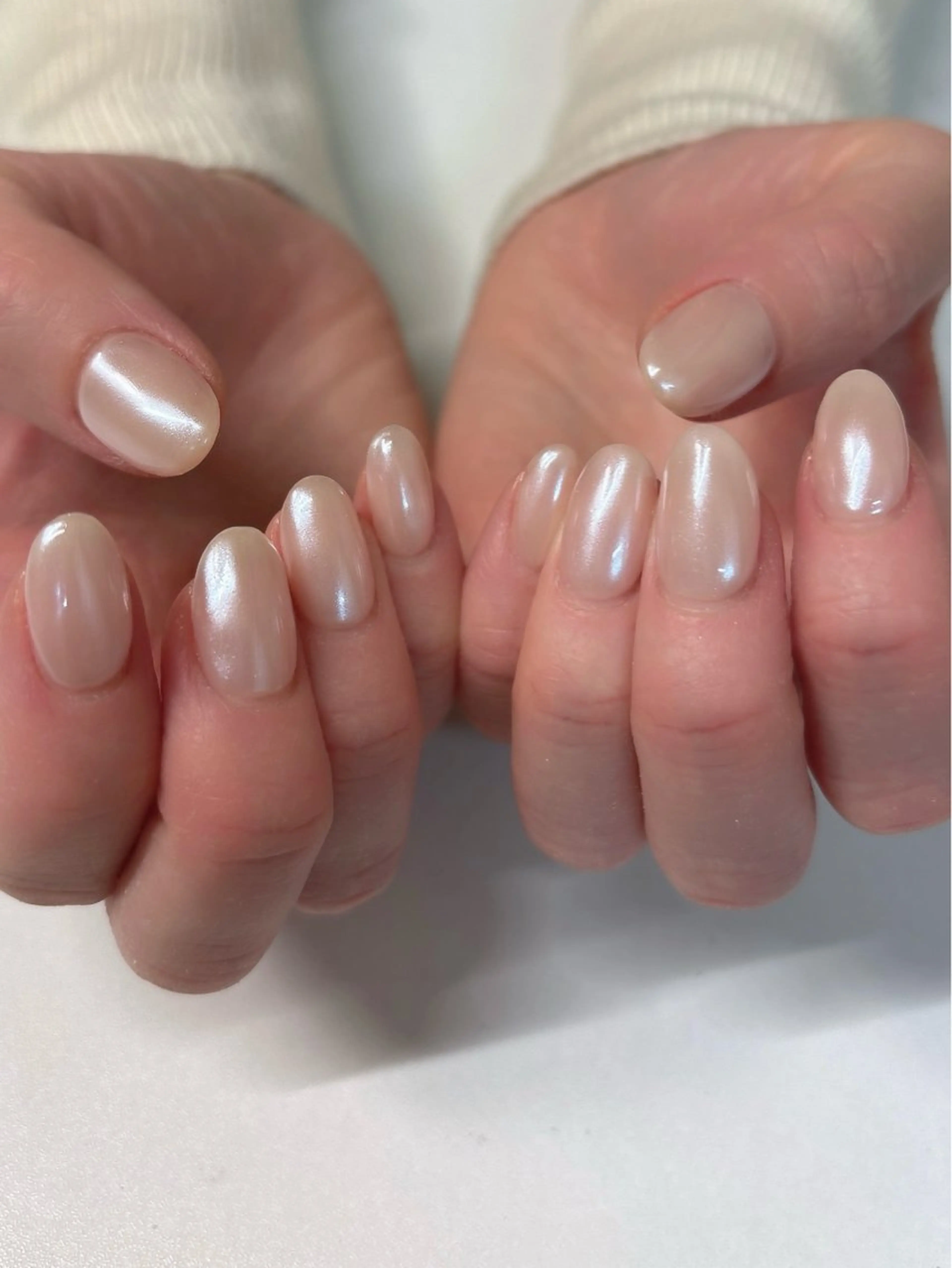 ネイル ミラーネイル ホワイト ハンドネイル Chipi Nodokaのネイルデザイン