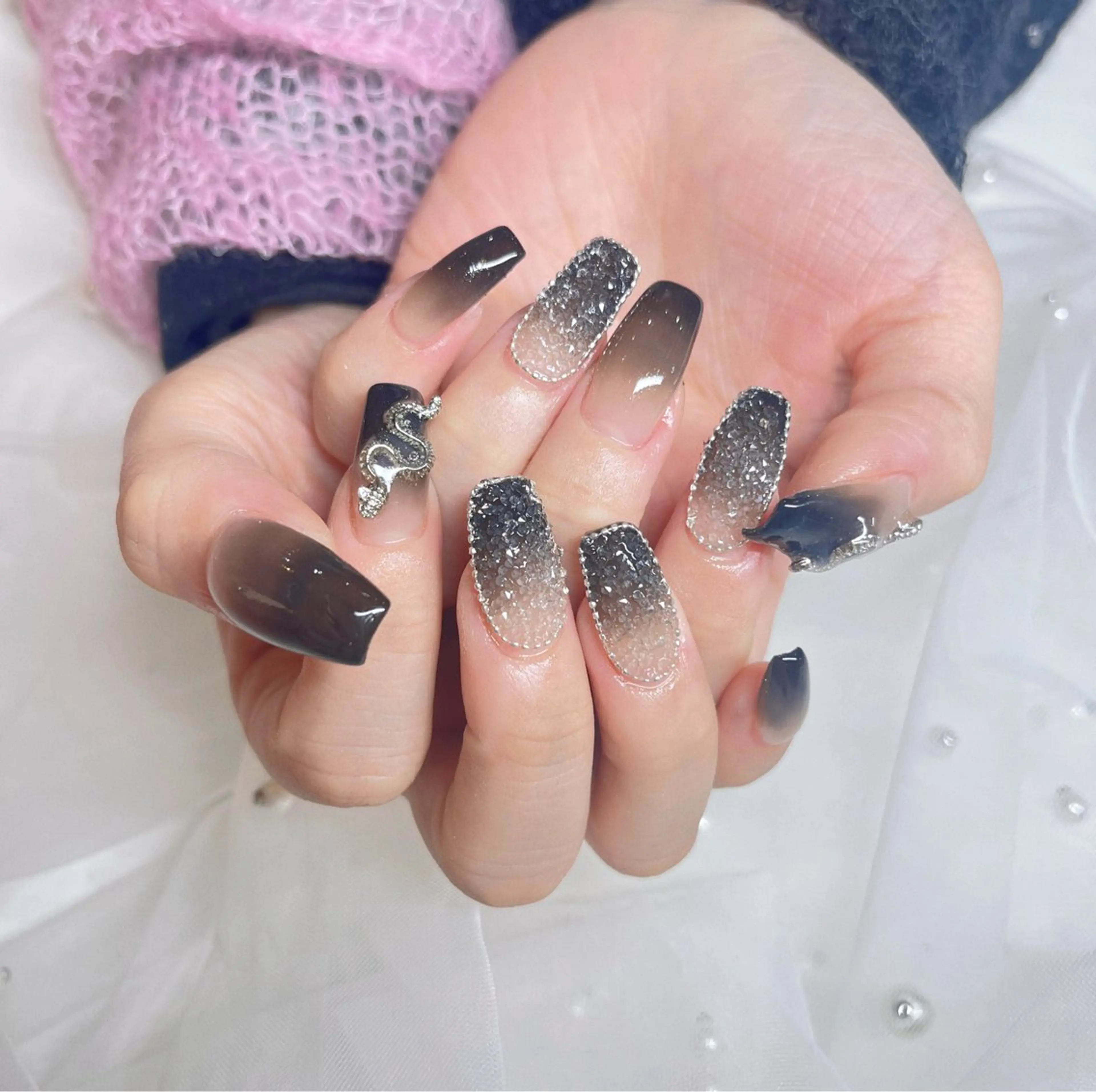 ネイル Fairyフェアリーネイルサロン所属・Nail Hibi サロンのネイルデザイン