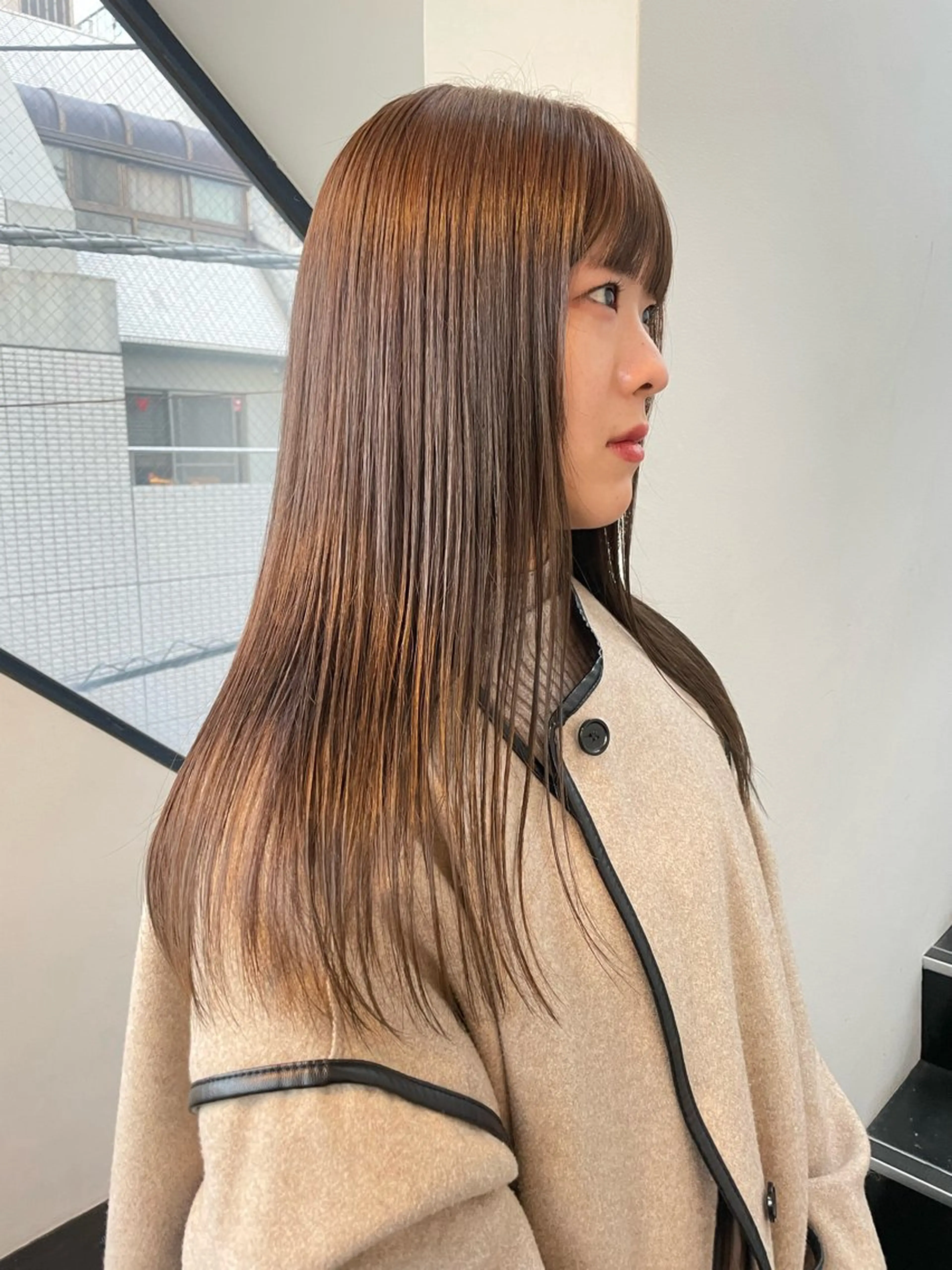 ロング カラー カット ファッションに 溶け込むstyleのヘアスタイル