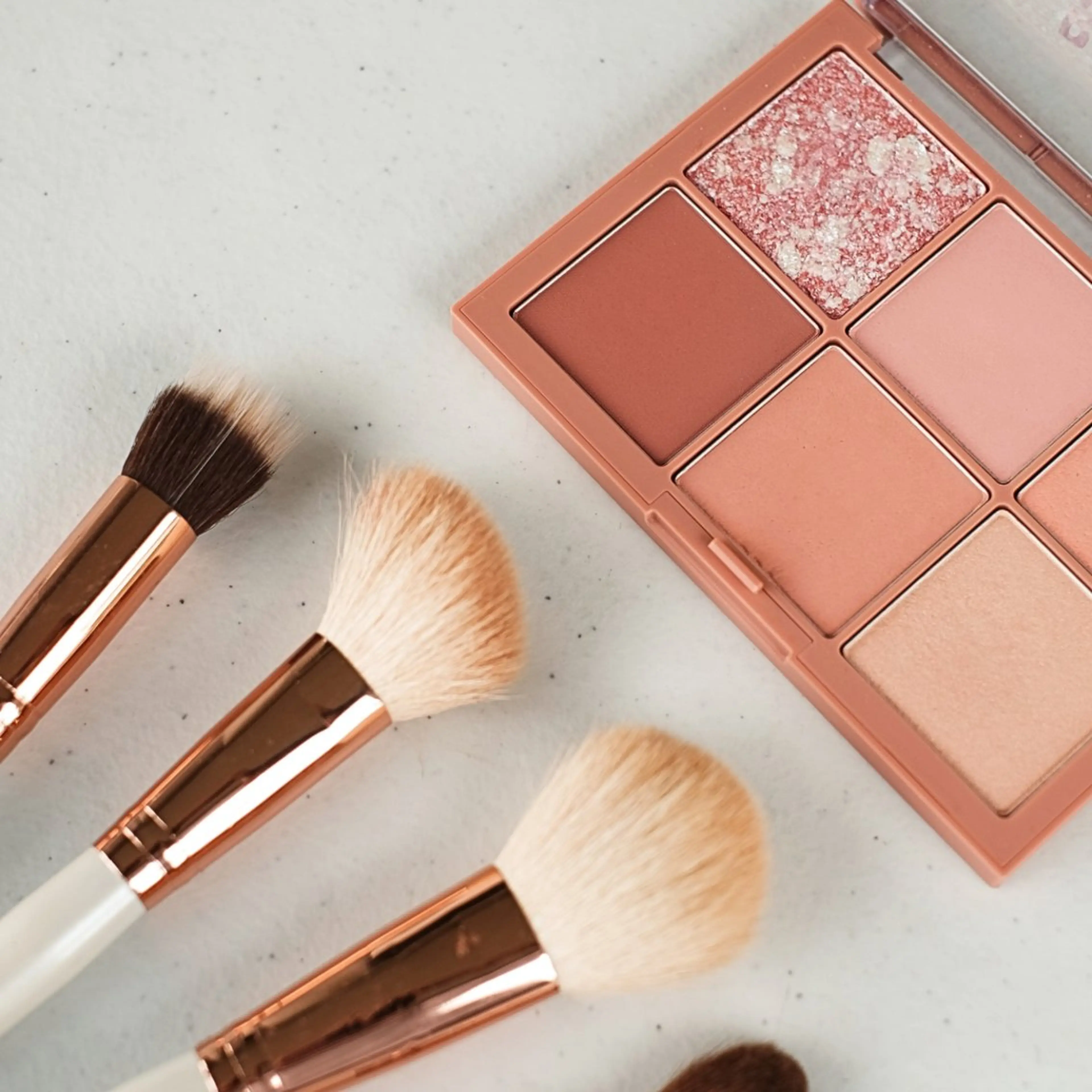 【メイクアップ】フルメイクモデルの写真