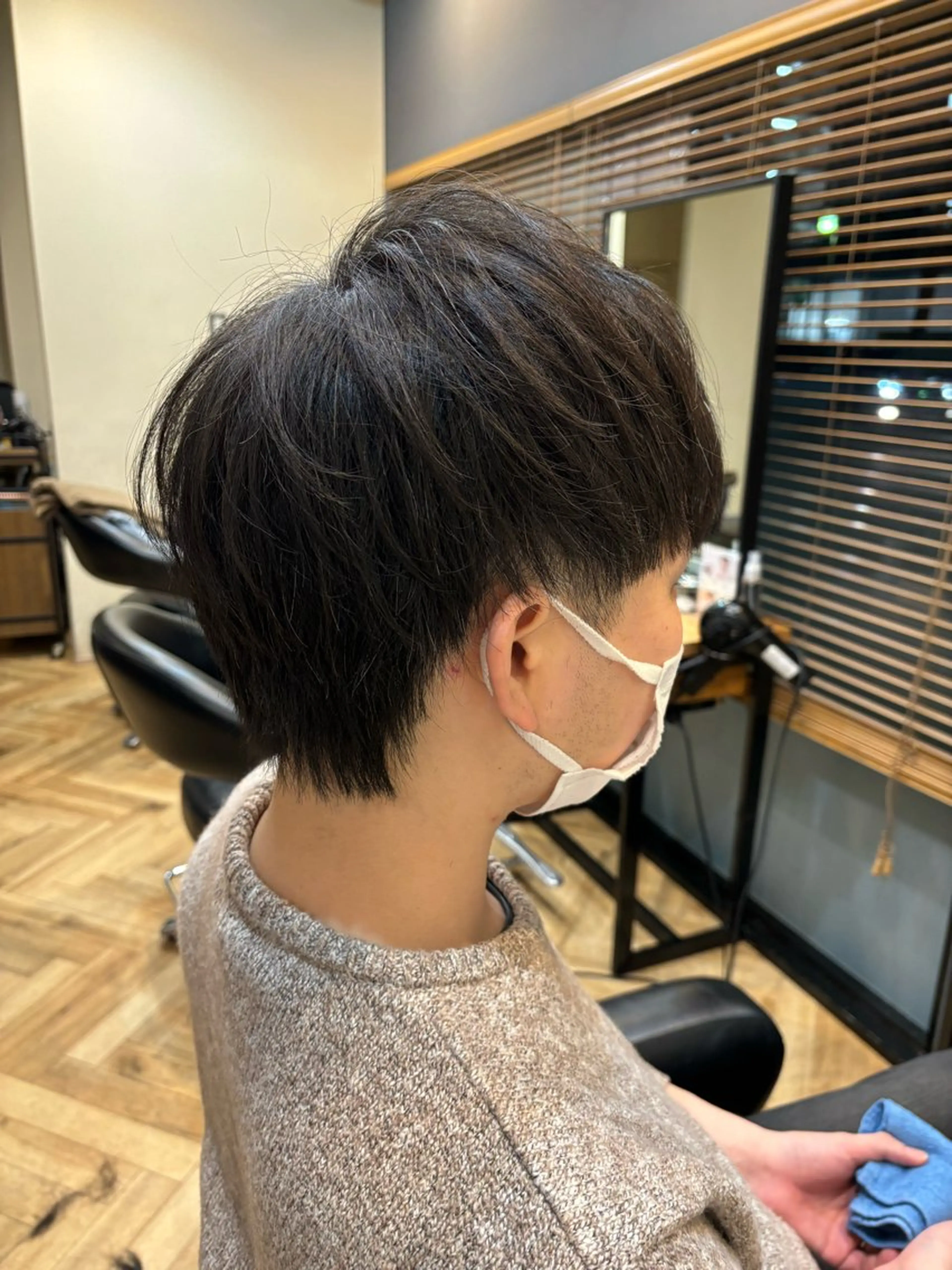 メンズ マッシュ 刈り上げ 中島 真里奈のヘアスタイル