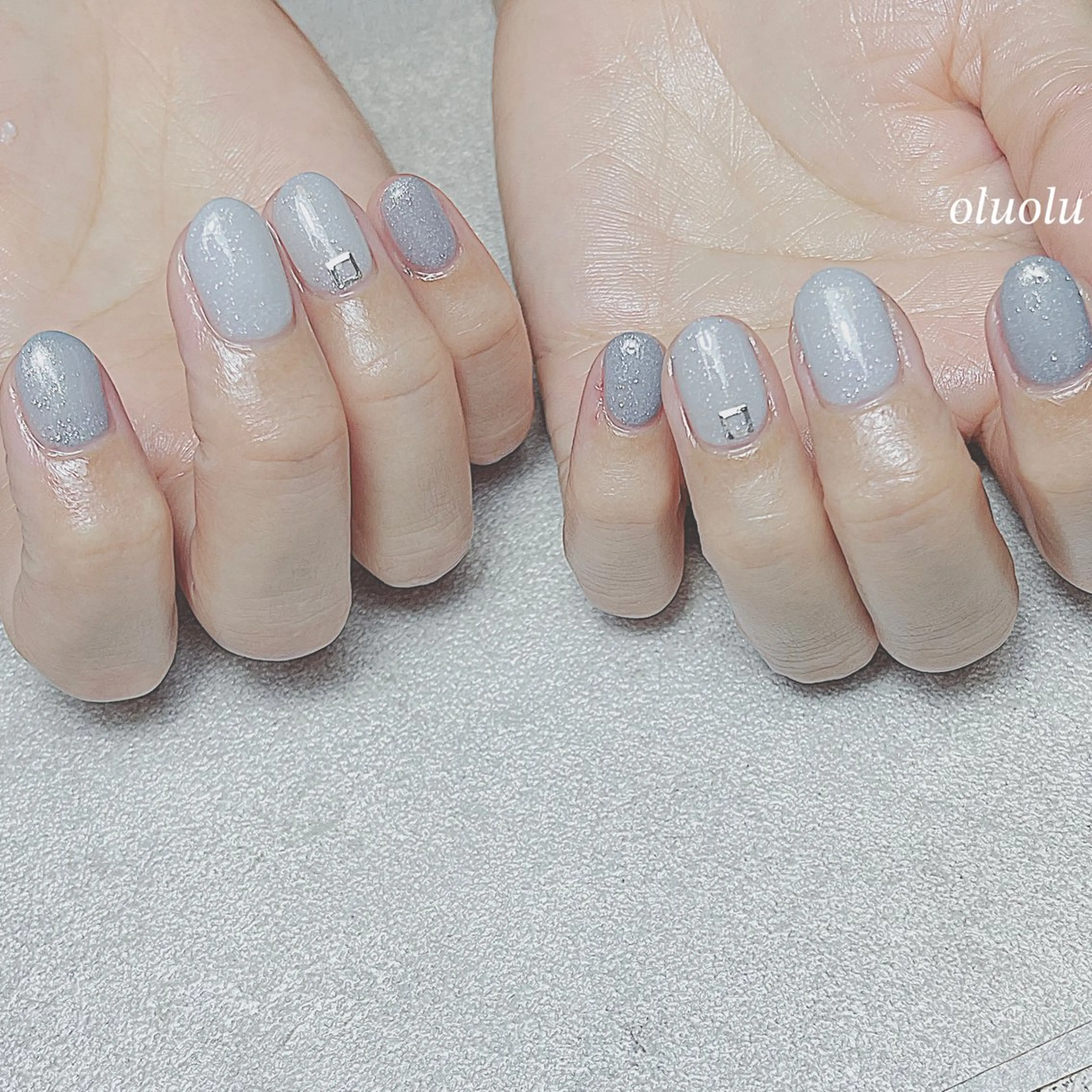 ネイル アートネイル フットネイル ラメ(グリッター) 水色 ニュアンスネイル ハンドネイル 大村 紬華のネイルデザイン