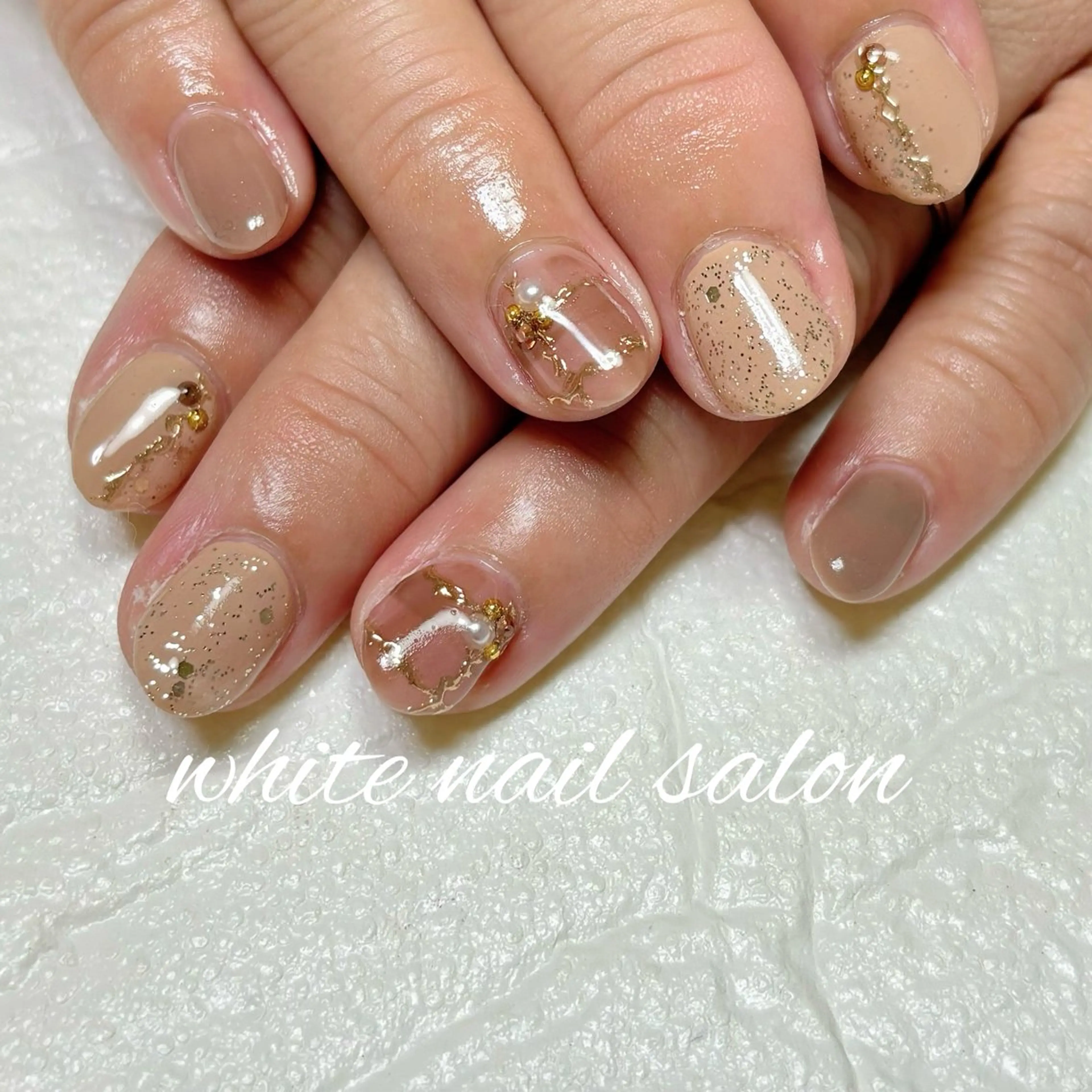 ネイル フットネイル 持ち込み ハンドネイル white nail salonのネイルデザイン
