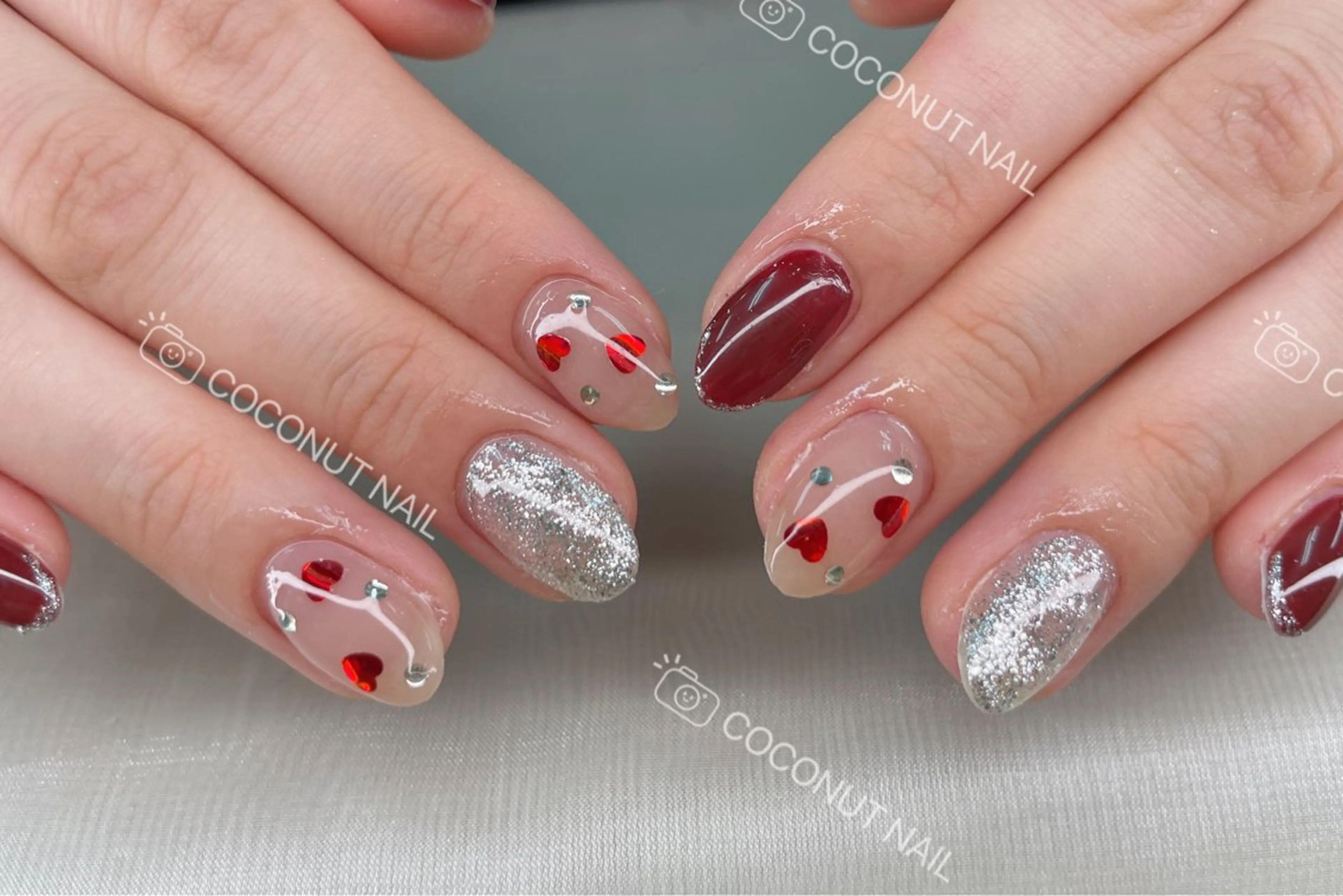 ネイル べっ甲ネイル フレンチネイル キラキラネイル マグネットネイル 大理石ネイル(マーブル) ハンドネイル 神田 ココナッツのネイルデザイン