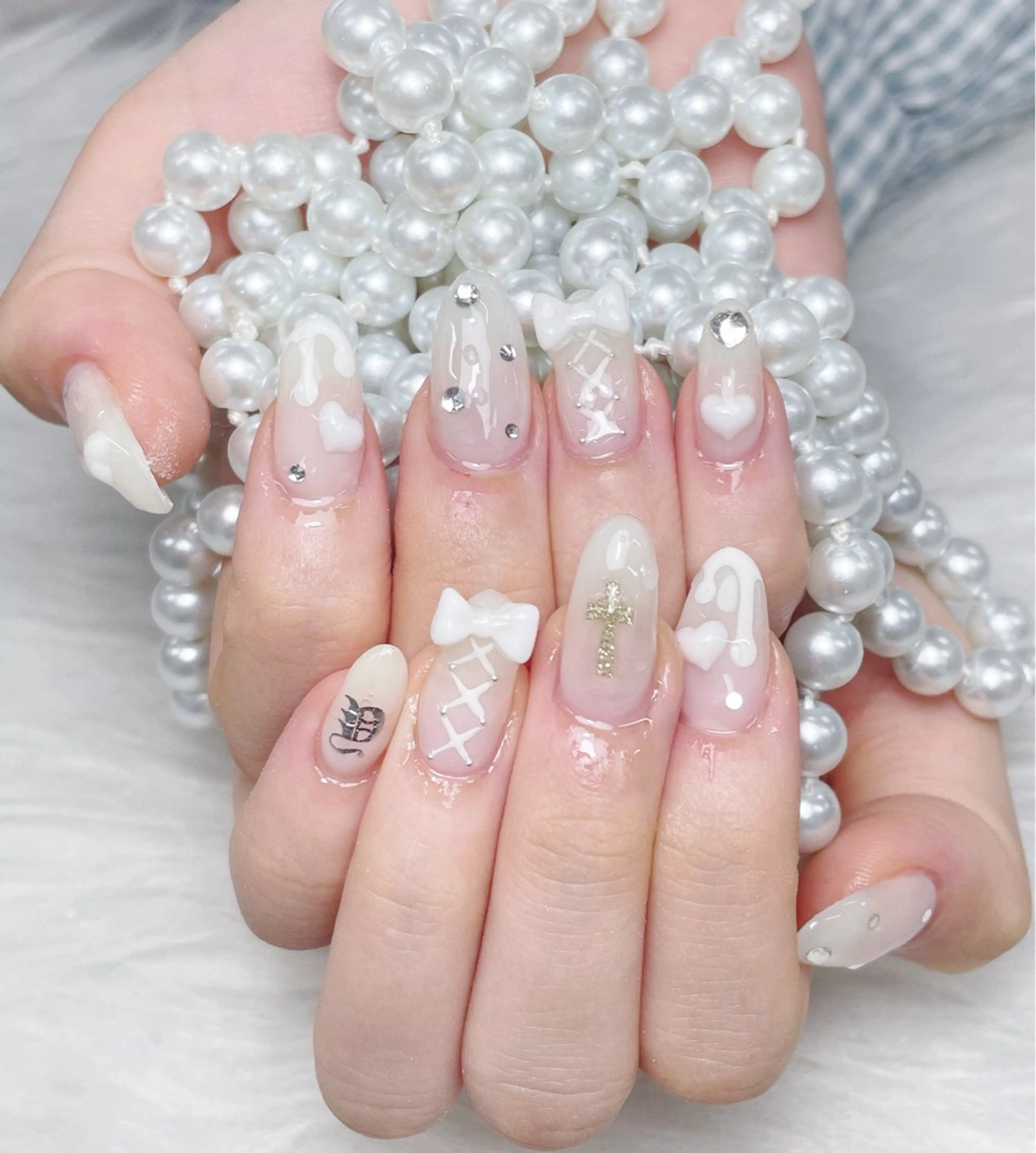 ネイル チークネイル ジェルネイル キラキラネイル 韓国ネイル マグネットネイル ハンドネイル DR Nail 新宿所属・DR 💅のネイルデザイン