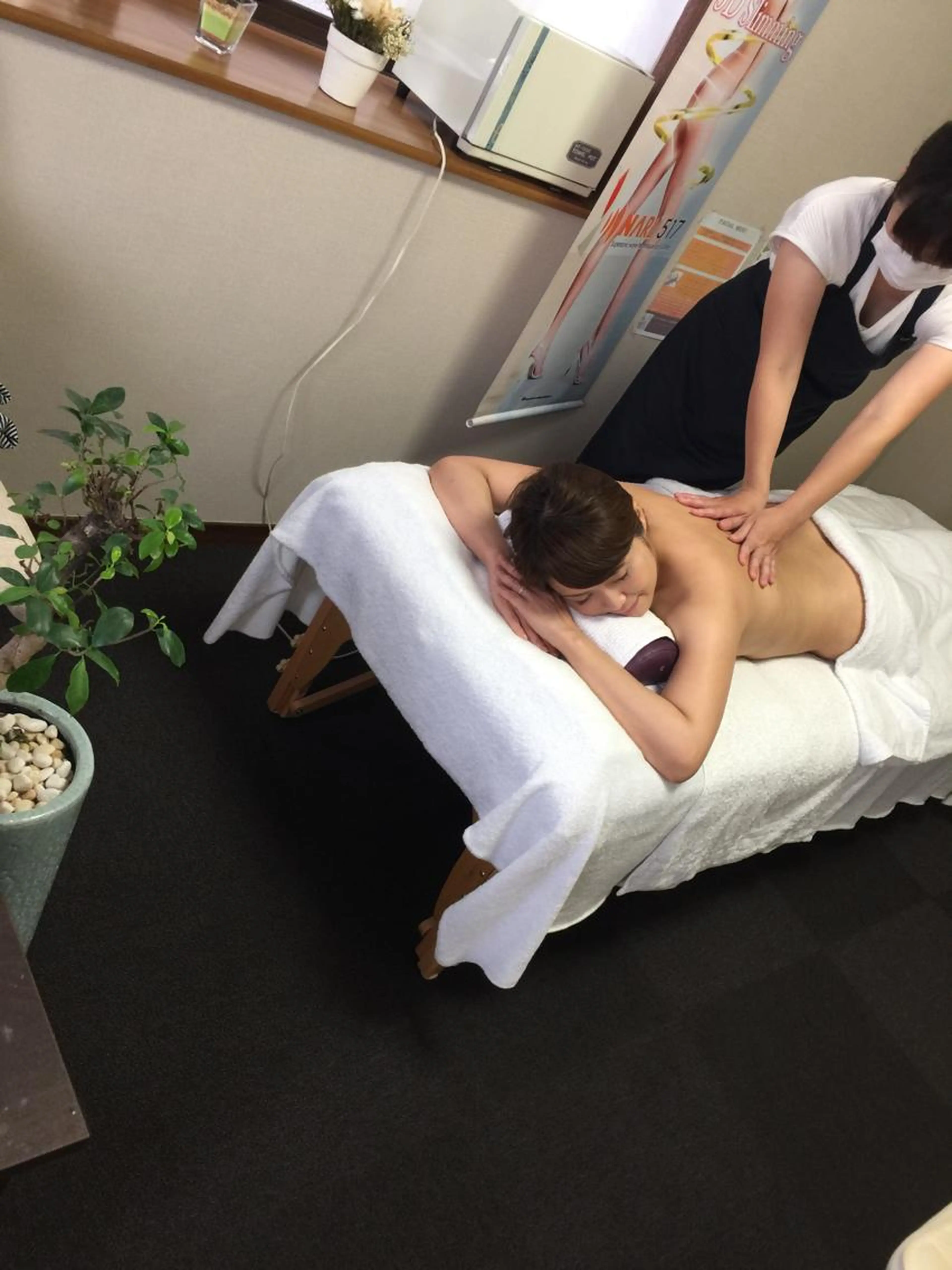 美肌ボディエステ♡薬草スペシャルパック付き！ツルピカ素肌ケアボディプチリンパマッサージの写真