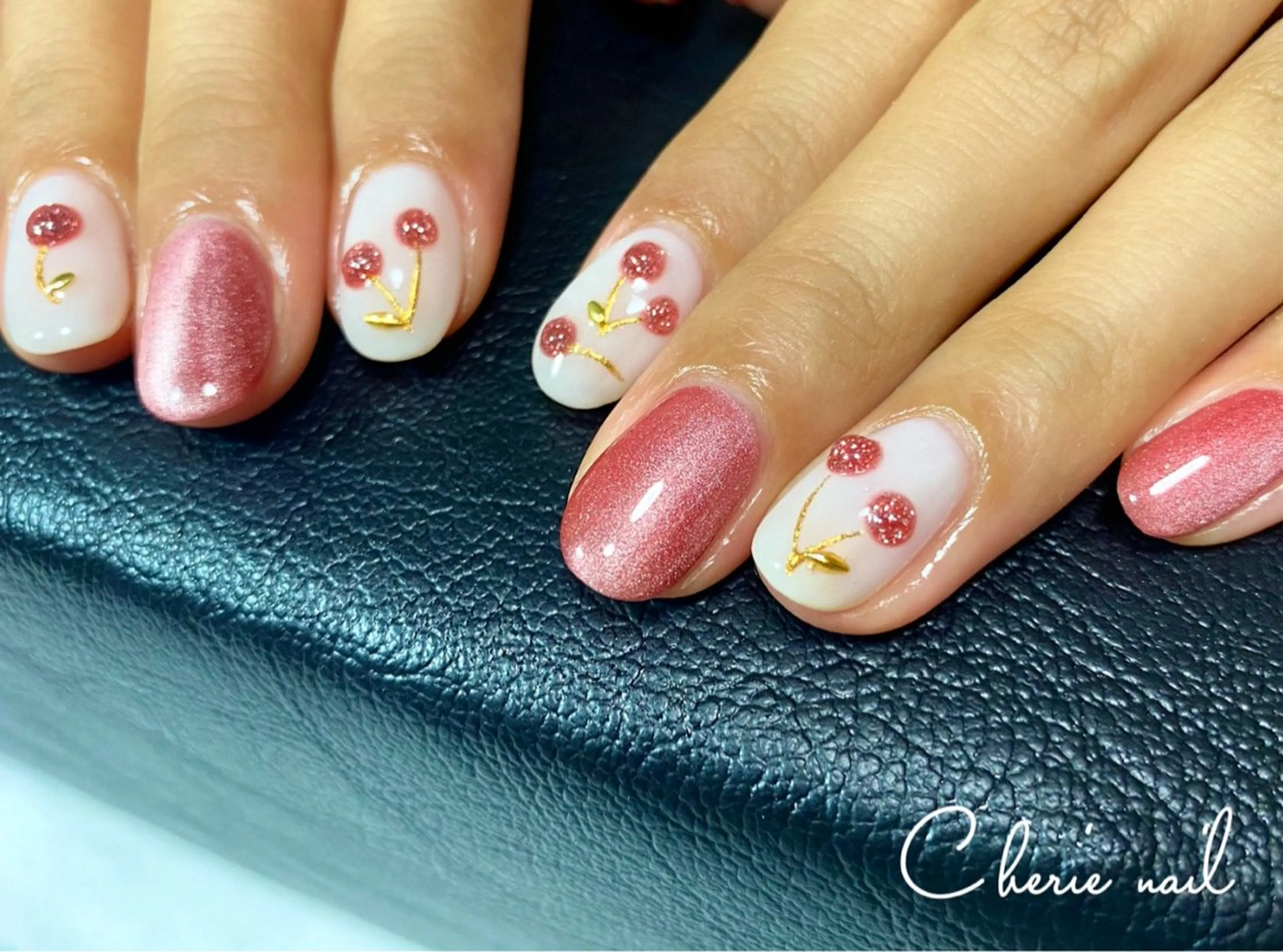 ネイル ジェルネイル マグネットネイル ピンク ハンドネイル Cherienail yunaのネイルデザイン