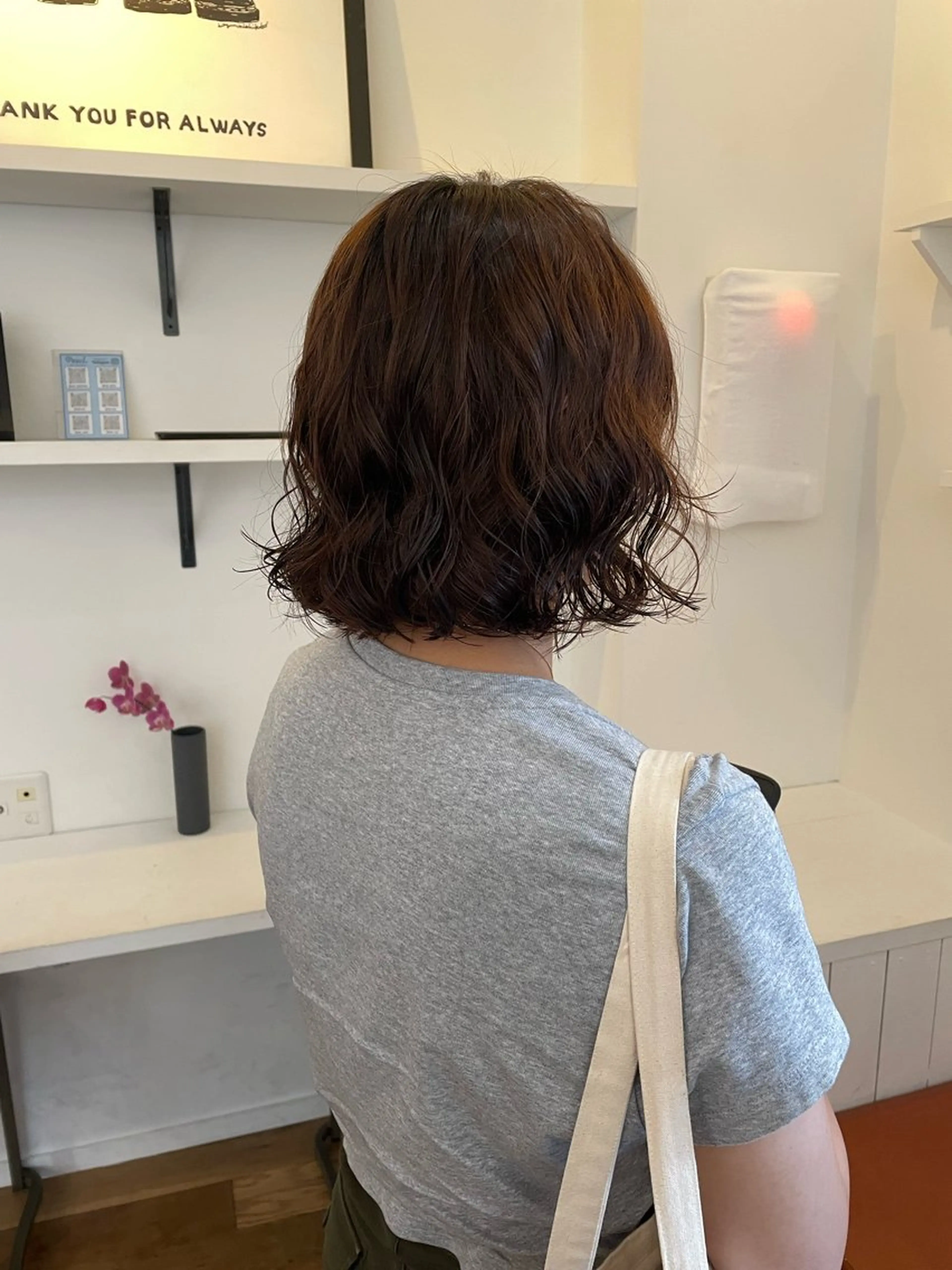 ショート カラー パーマ ヘアアレンジ ボブ カット パーマ トリートメント 髪質改善ストレート✨ パーマヘア✨YUKIのヘアスタイル