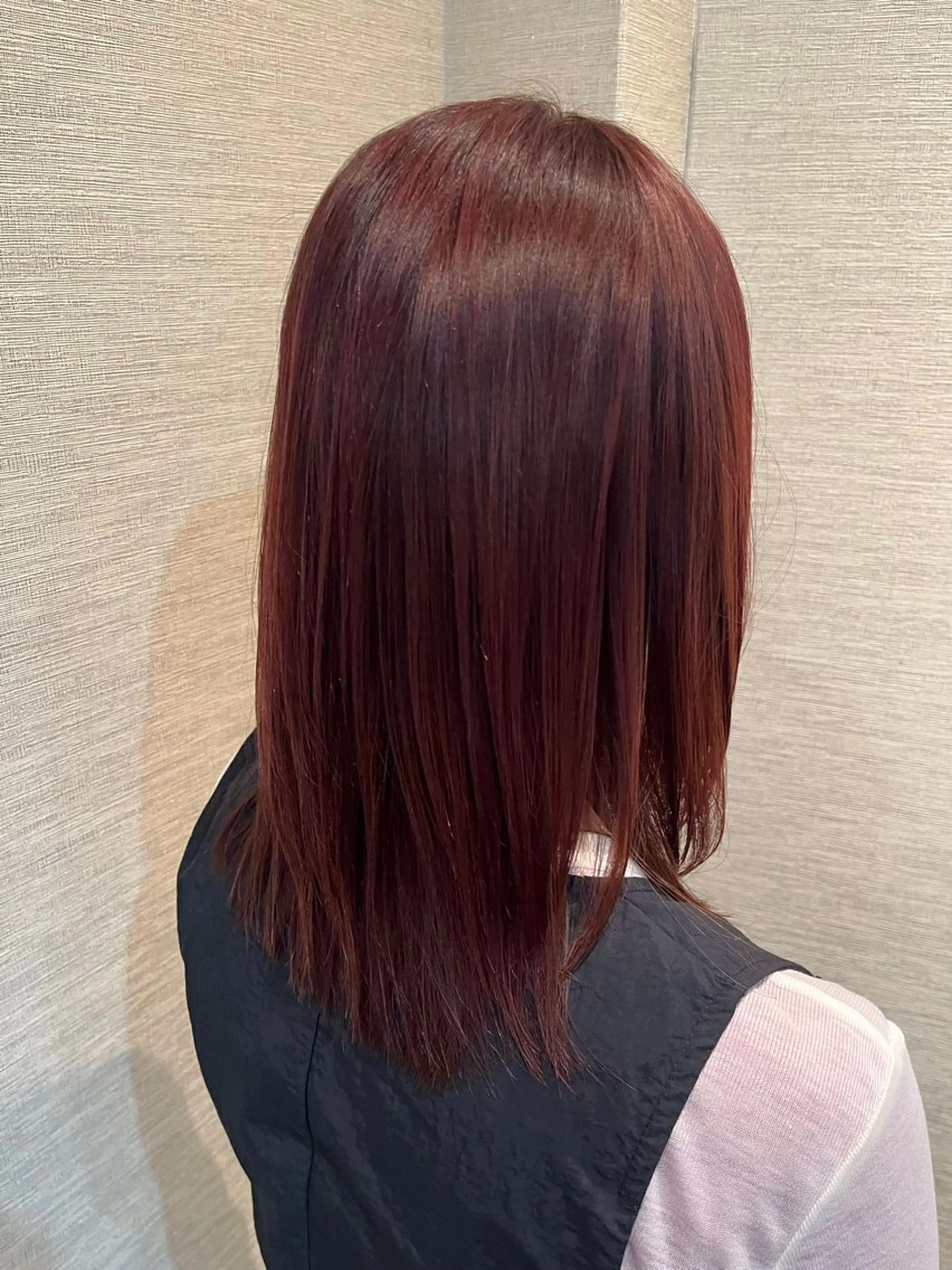 セミロング カラー ブリーチ ブリーチなしカラー ピンクカラー A kiのヘアスタイル