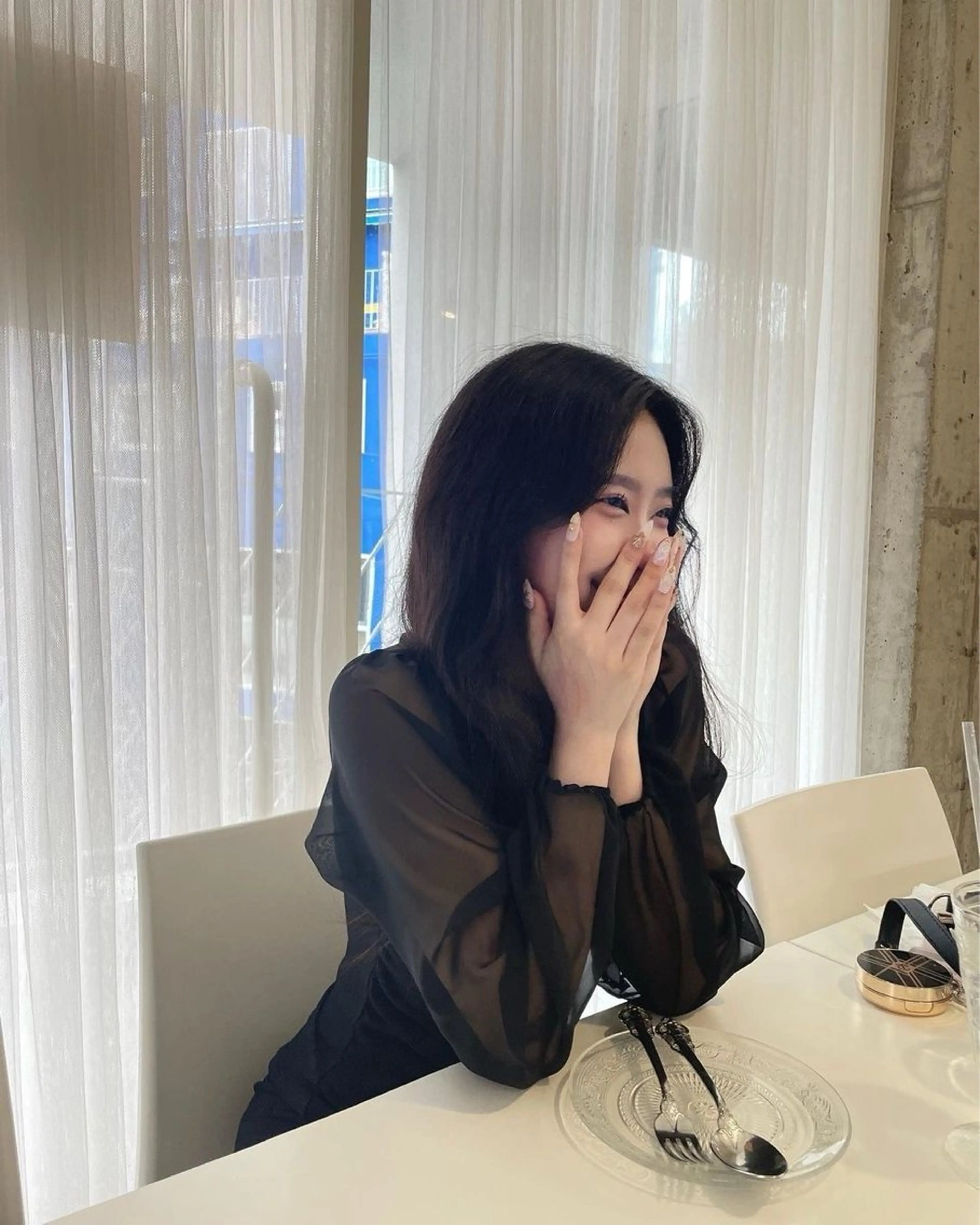 セミロング カラー カット ヘアカラー トリートメント 莉乃/縮毛矯正/髪質 改善/艶カラーのヘアスタイル