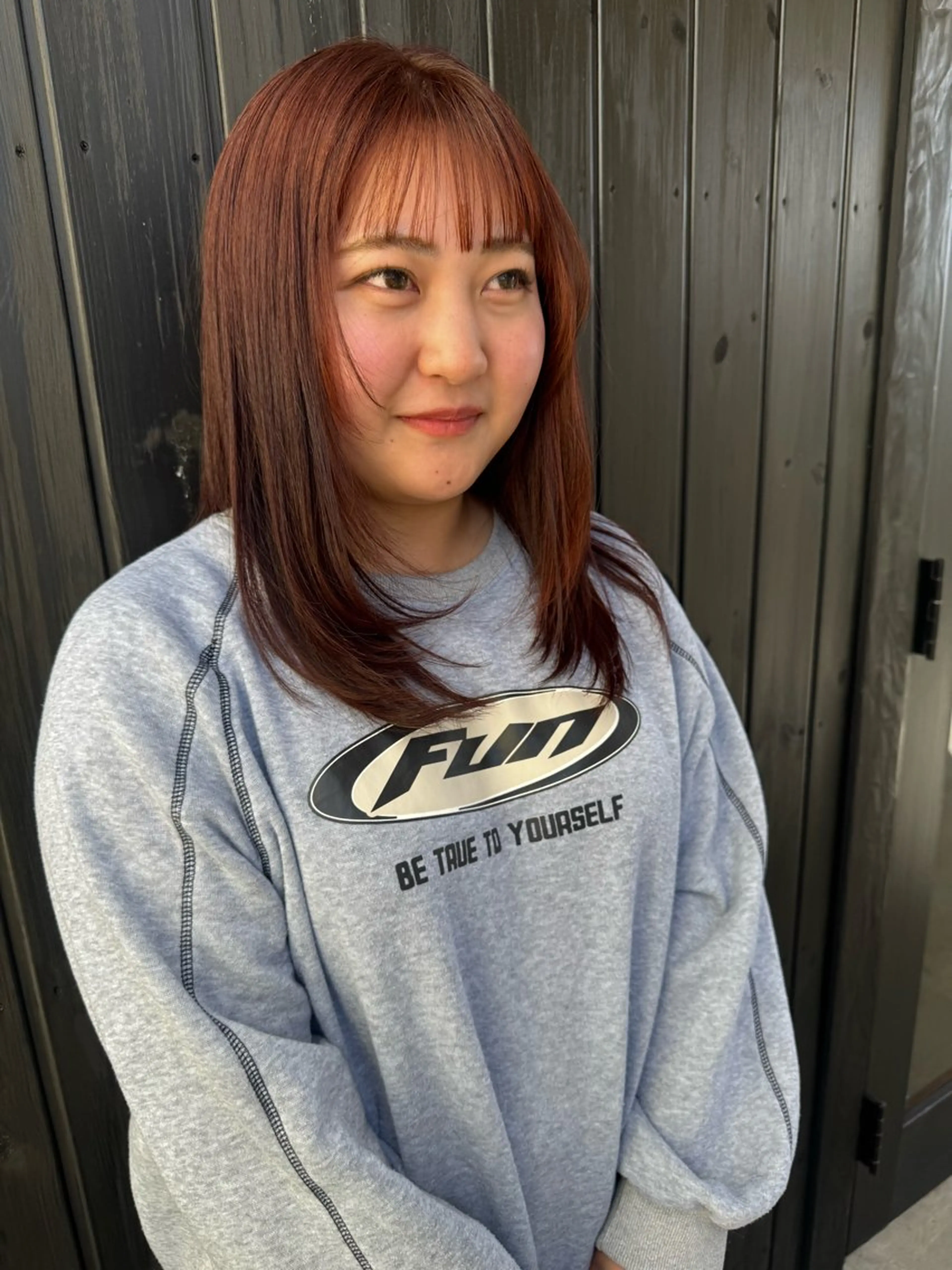 セミロング カラー ヘアカラー 青とそら いしざかのヘアスタイル