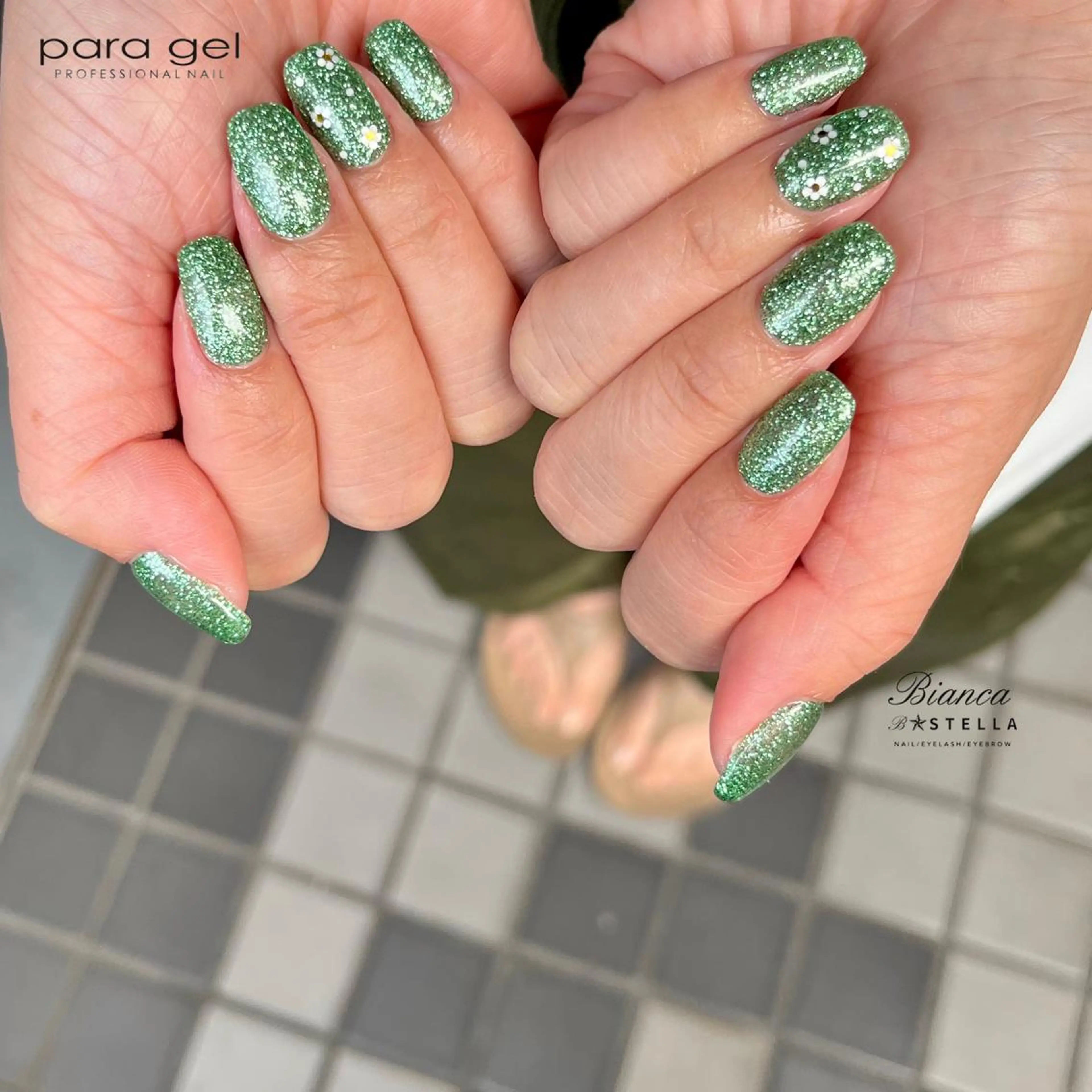 ネイル Mojyam nail所属・松本 実咲のネイルデザイン