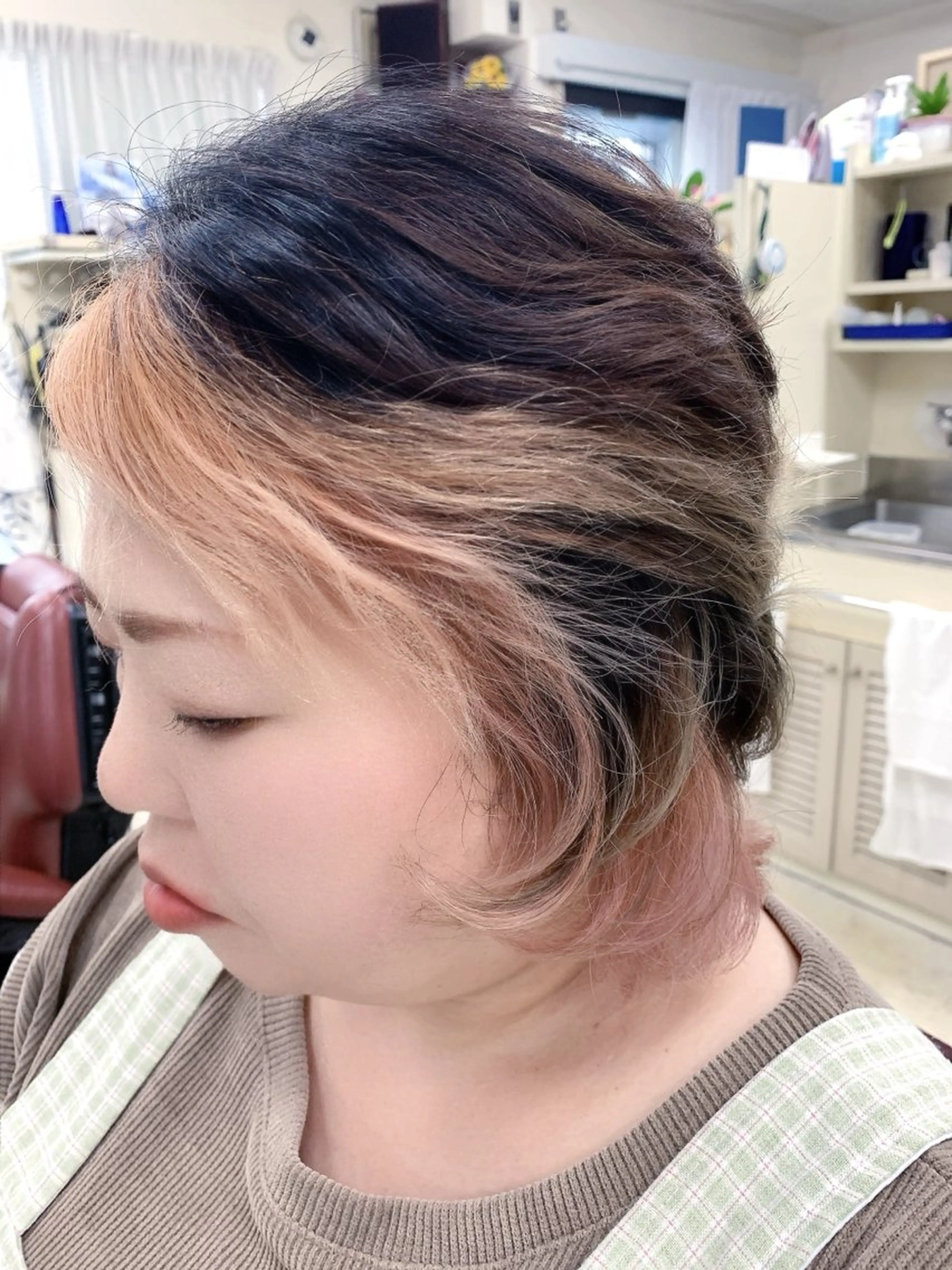 カラー インナーカラー カット 竹内 秀美のヘアスタイル