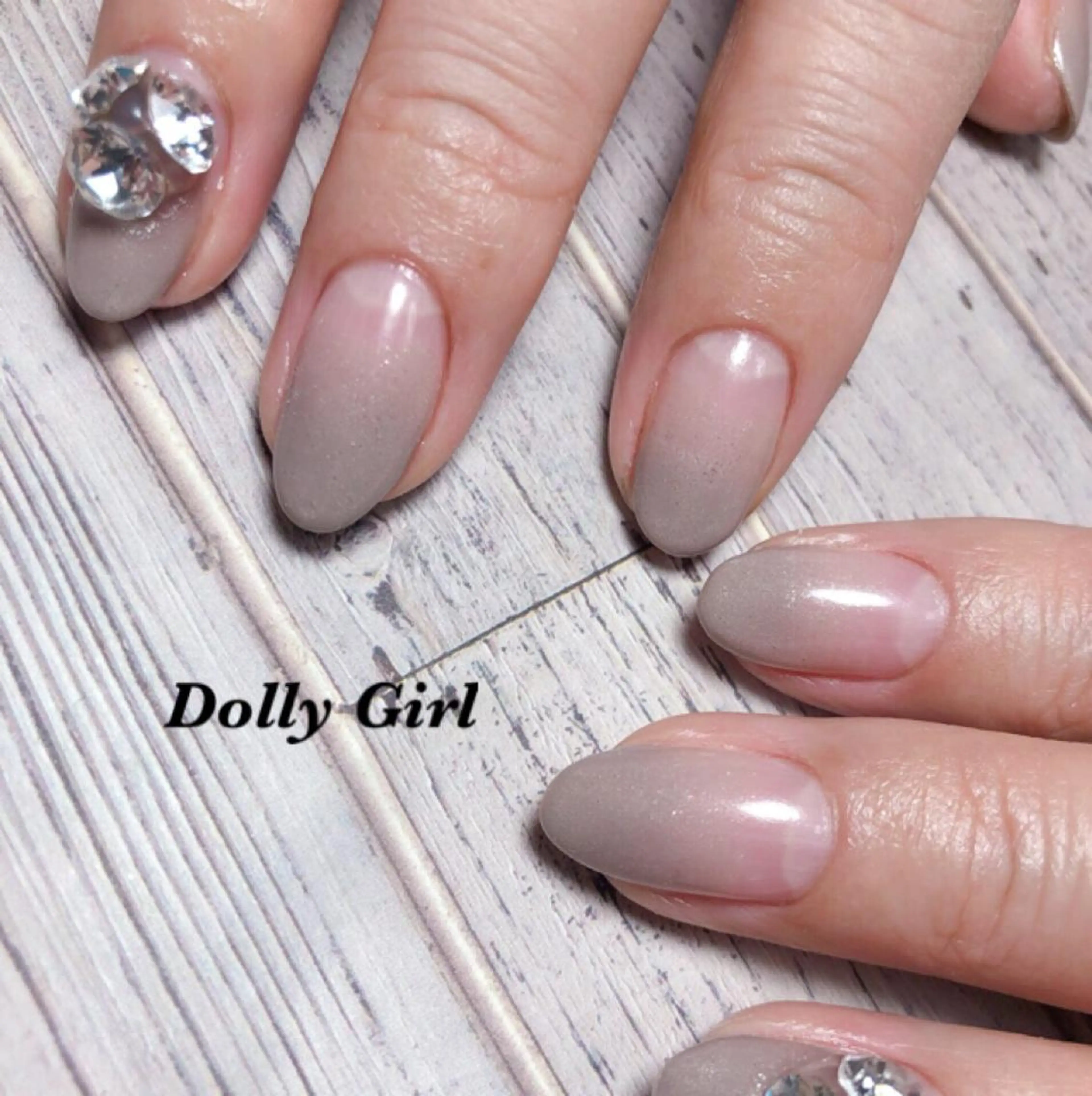 ネイル 個室ネイルサロンDolly Girl〜ドーリーガール〜所属・DollyGirl KYOKOのネイルデザイン