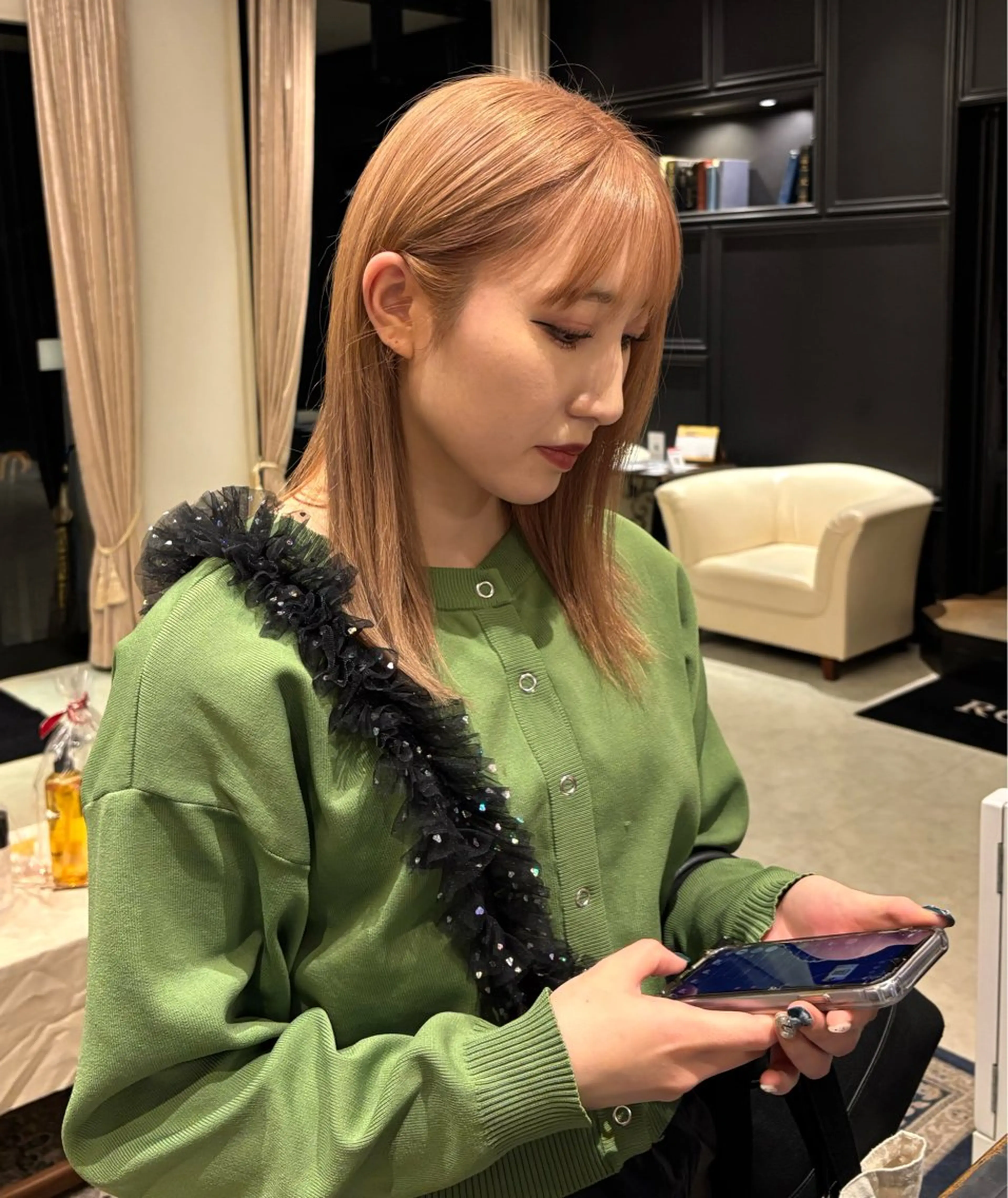 カラー ハイトーン/レイヤー 艶カラー🎀まおのヘアスタイル