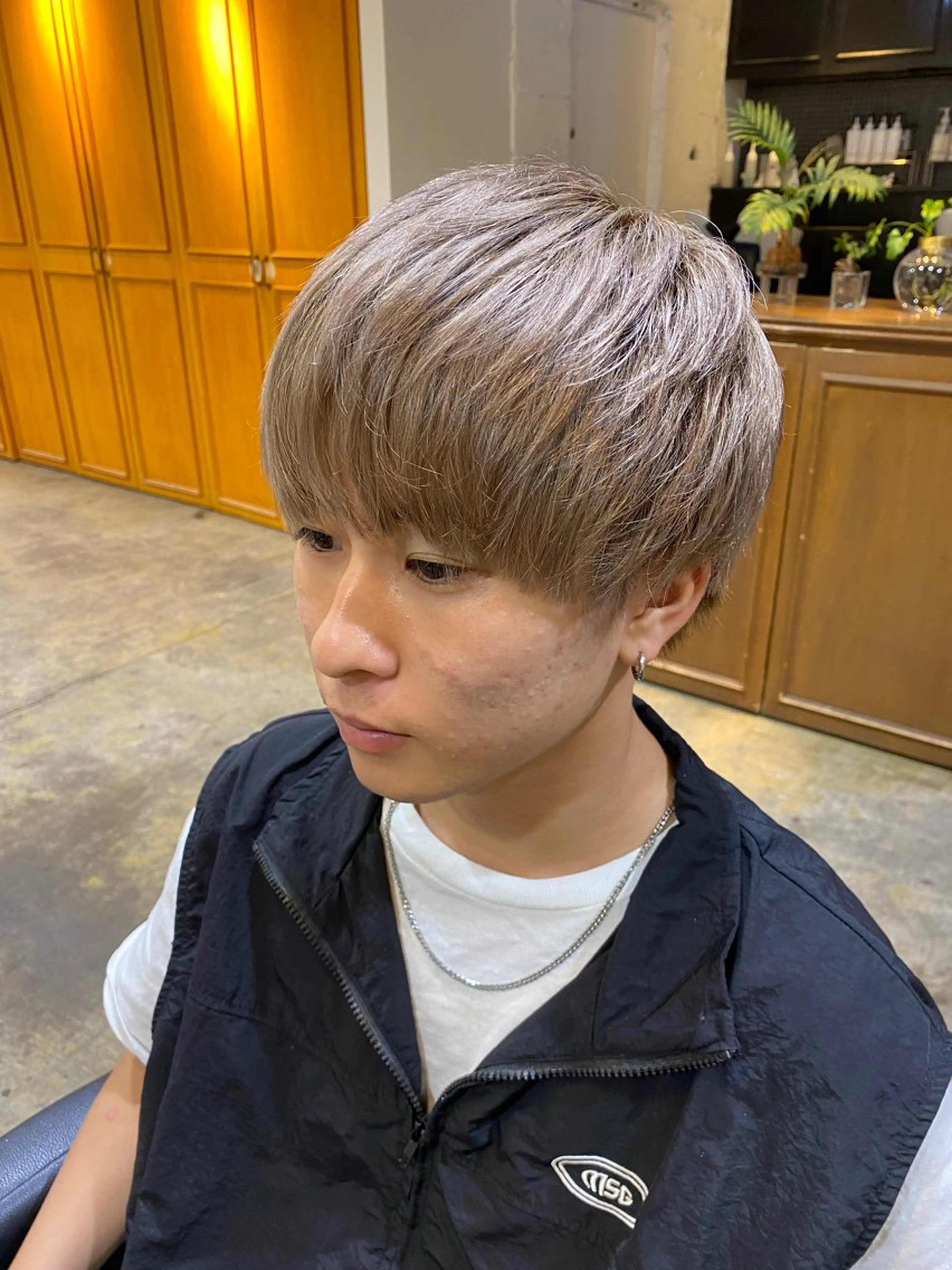 ショート カラー メンズ カット ヘアカラー トリートメント レイヤーボブ/ 艶カラー/サナ🌼のヘアスタイル