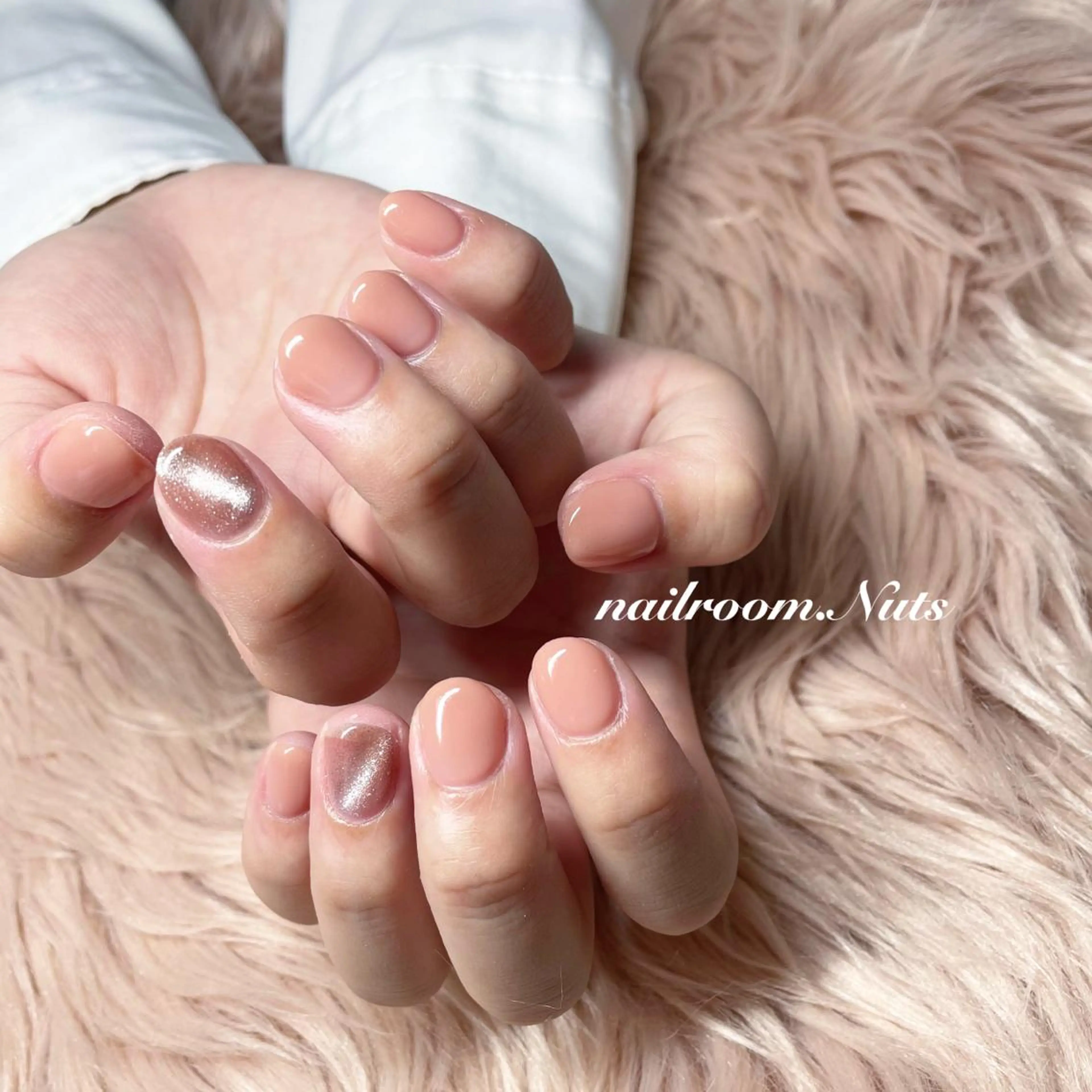 ネイル マグネットネイル ハンドネイル nailsalon Nutsのネイルデザイン