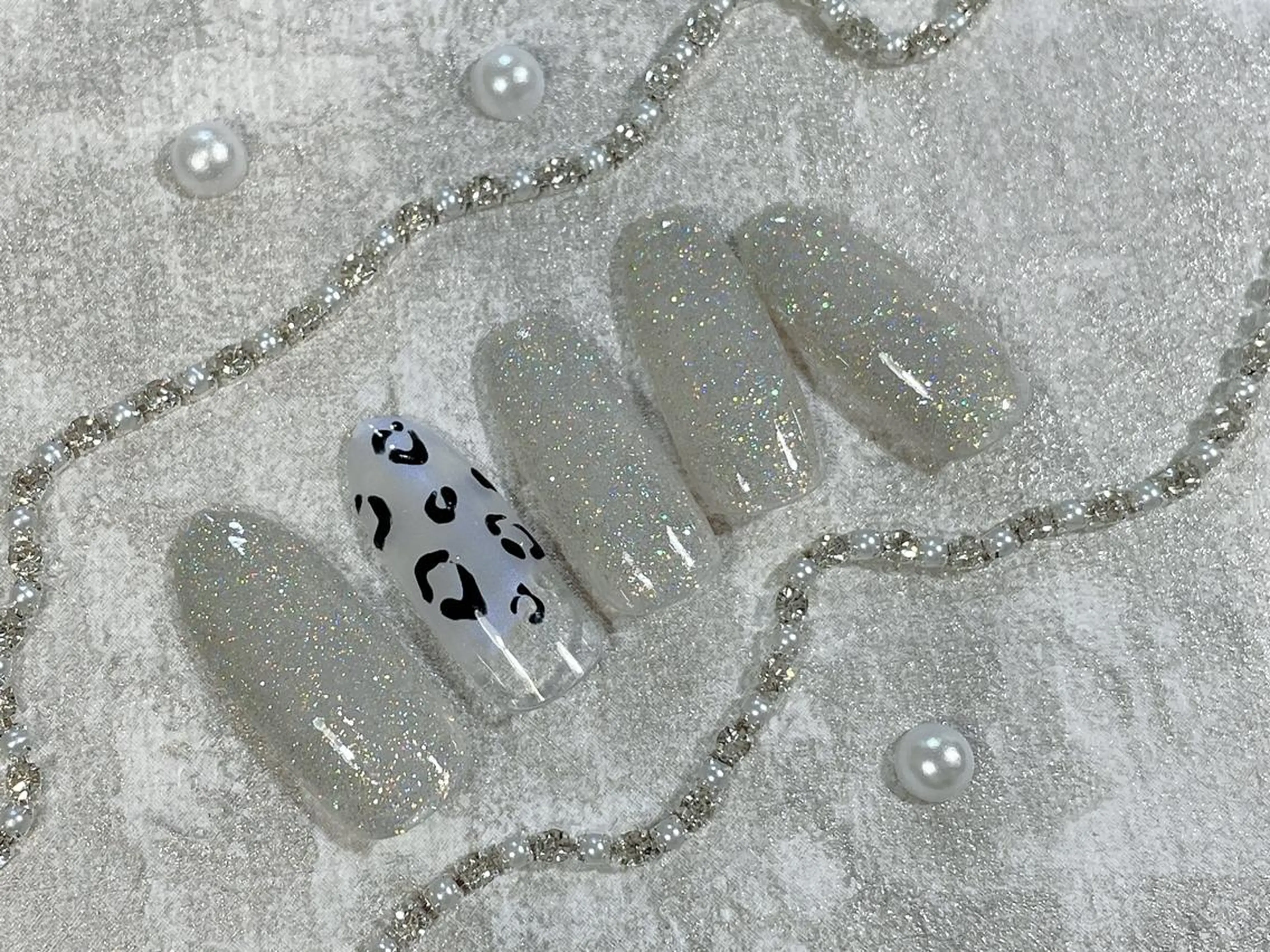 ✨１日３名限定 ニュアンスアートネイル￥5980(オフ込み）の写真