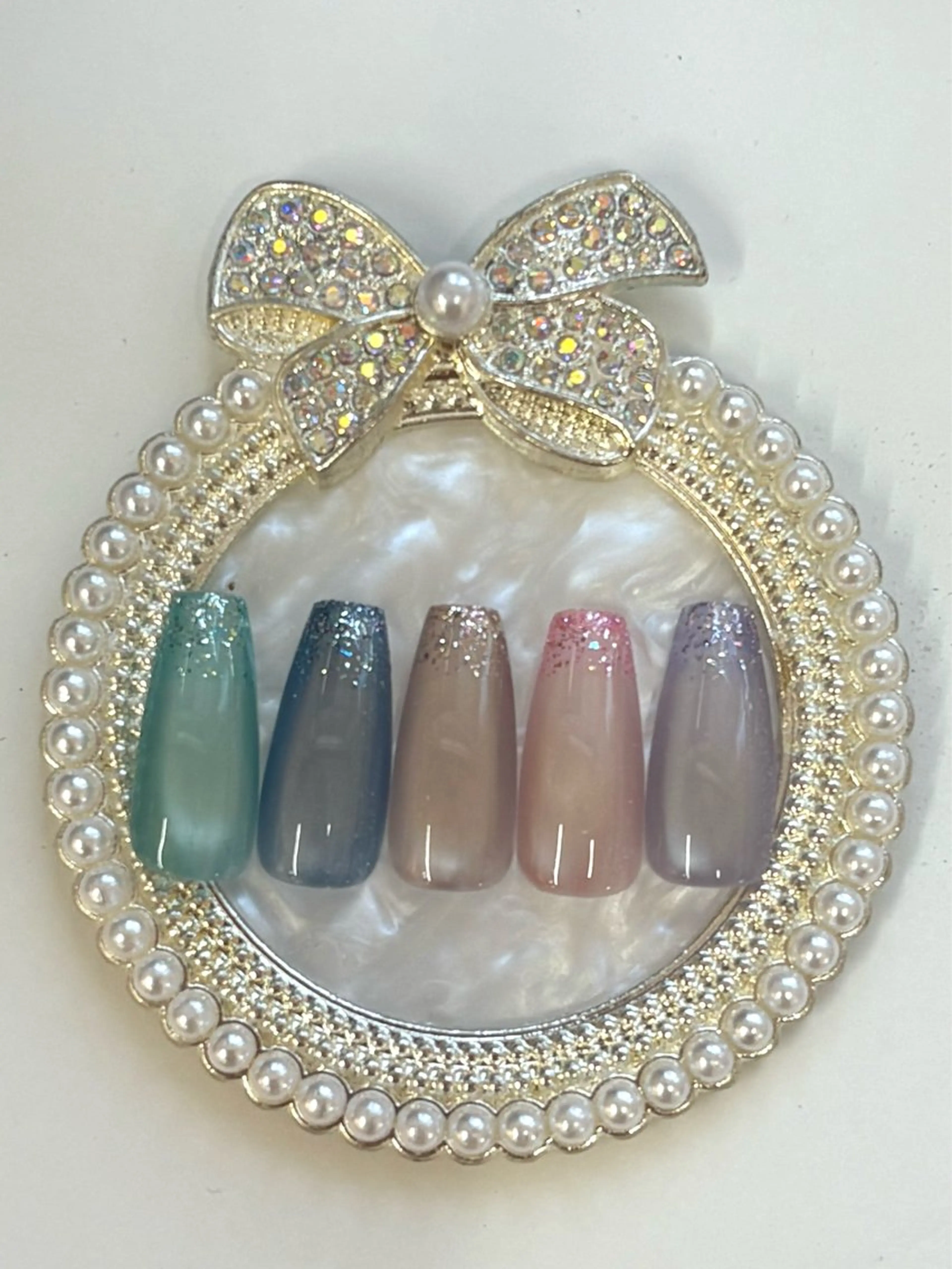 ネイル LUNON 竹ノ塚店所属・LUNON 竹ノ塚店のネイルデザイン