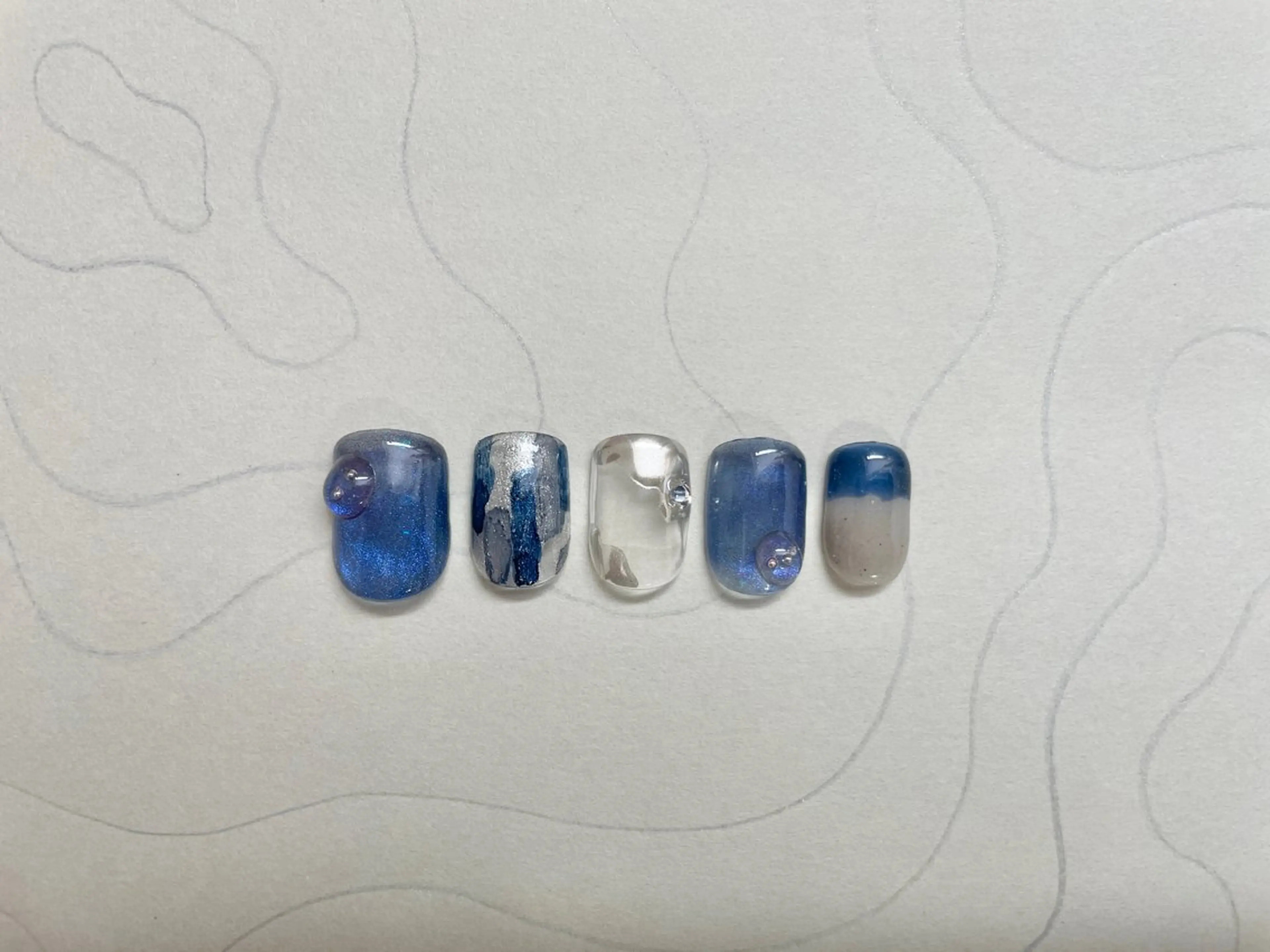 ネイル オーロラネイル 氷ネイル・うるうるネイル 韓国ネイル マグネットネイル ミラーネイル ハンドネイル 園田 ソノダのネイルデザイン