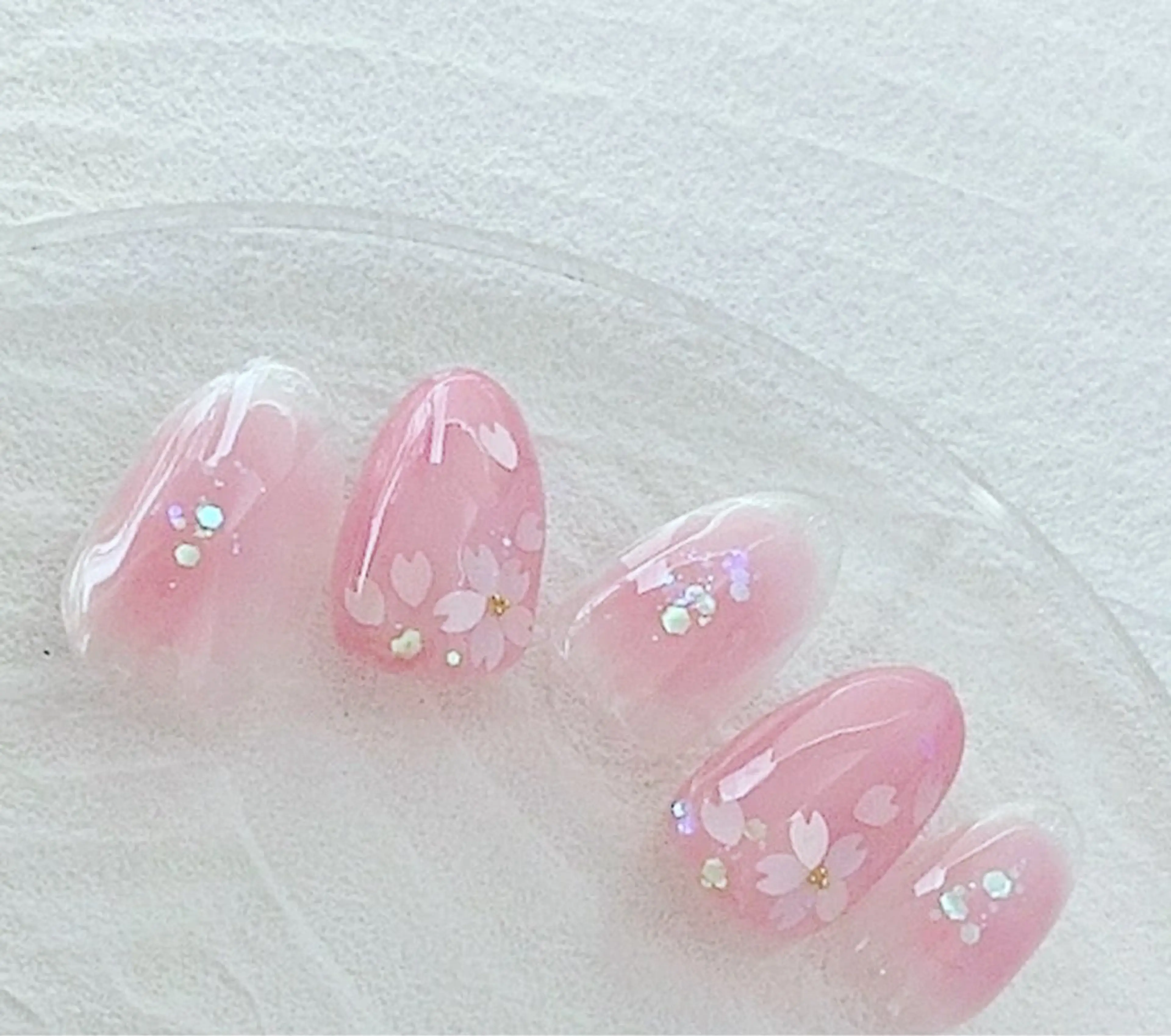 ネイル ハンドネイル saron  Rubyのネイルデザイン