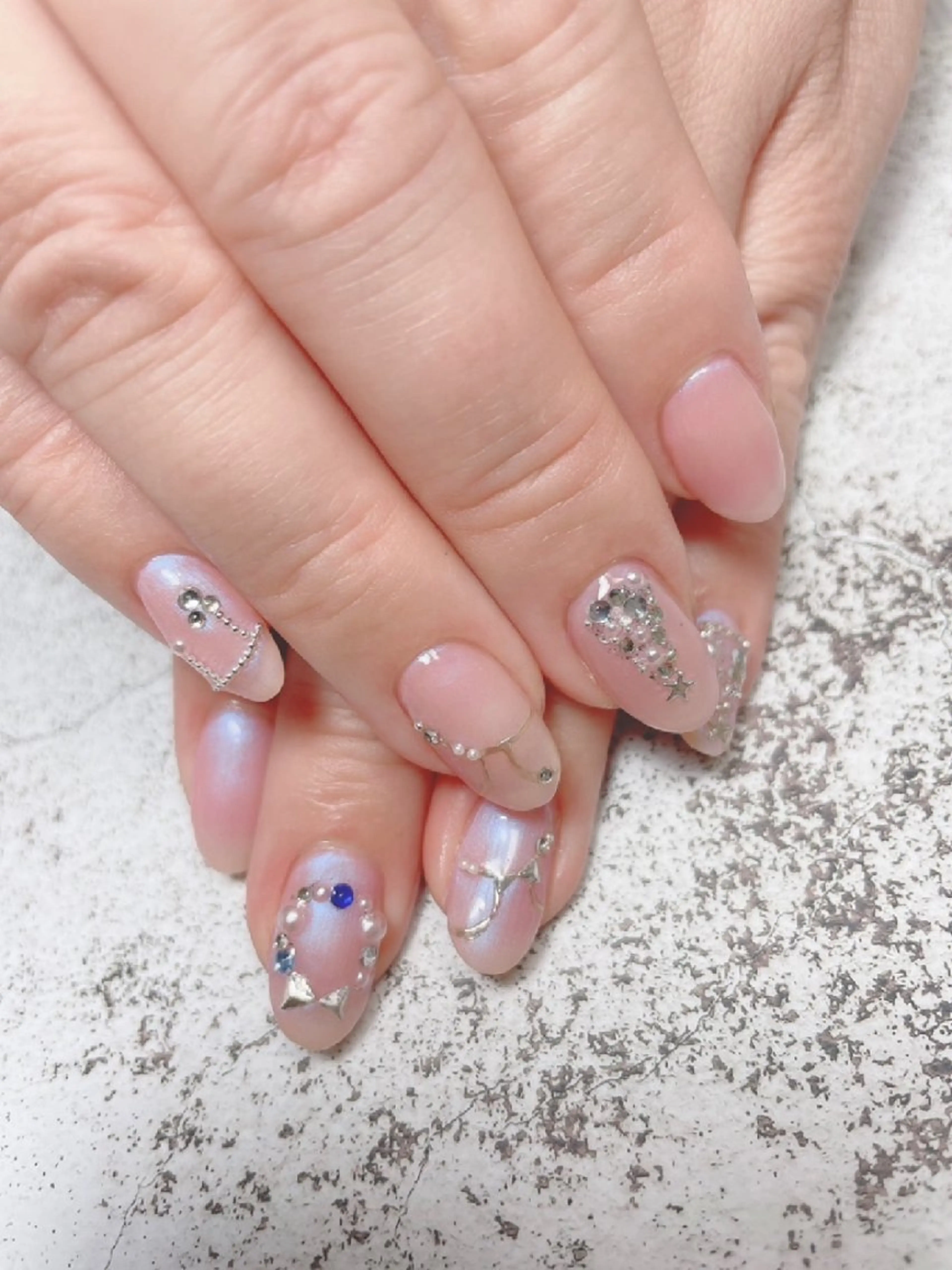 ネイル Nailsalon Blueのネイルデザイン