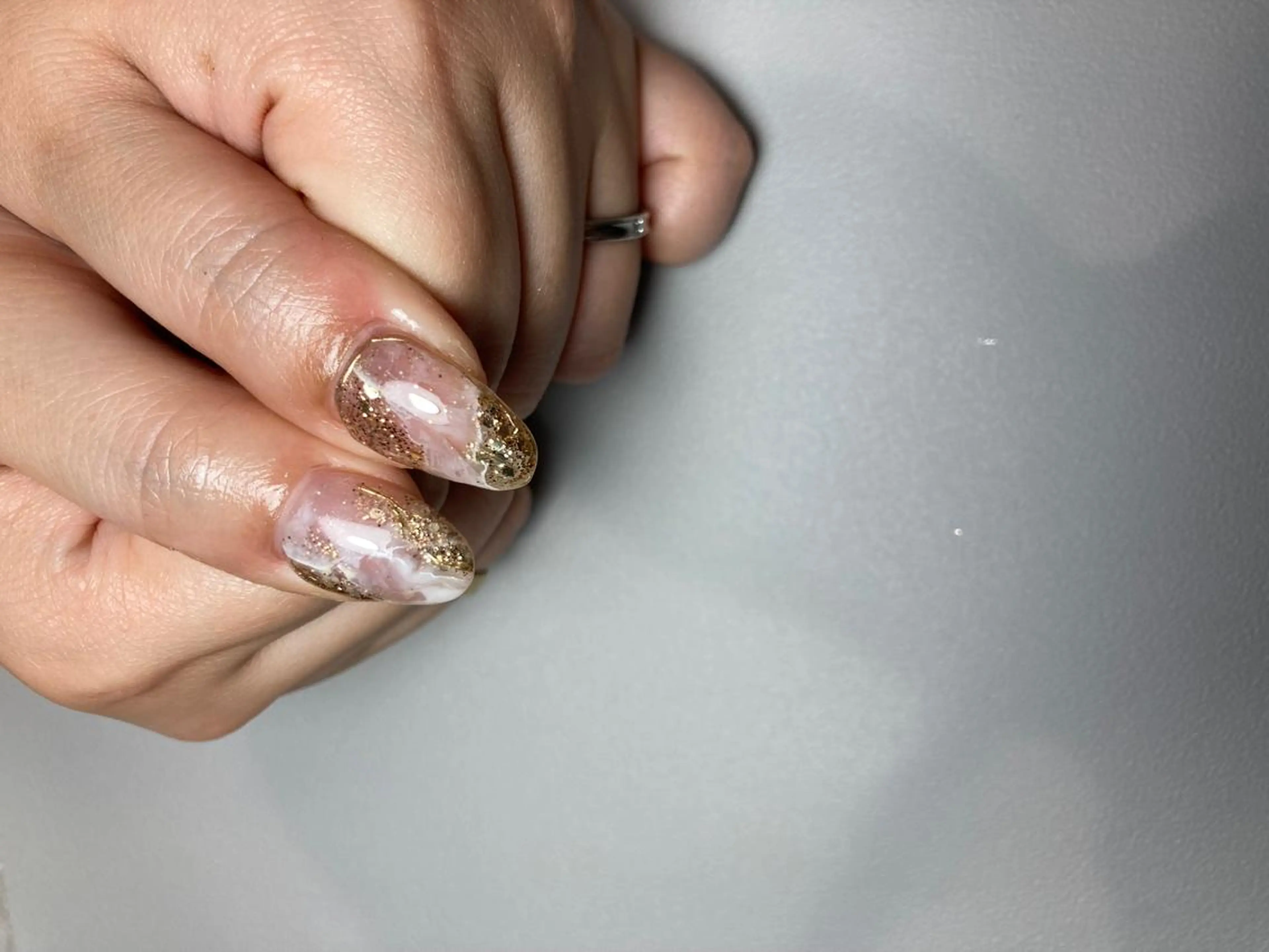 ネイル ou's nail salon所属・小林 桜のネイルデザイン