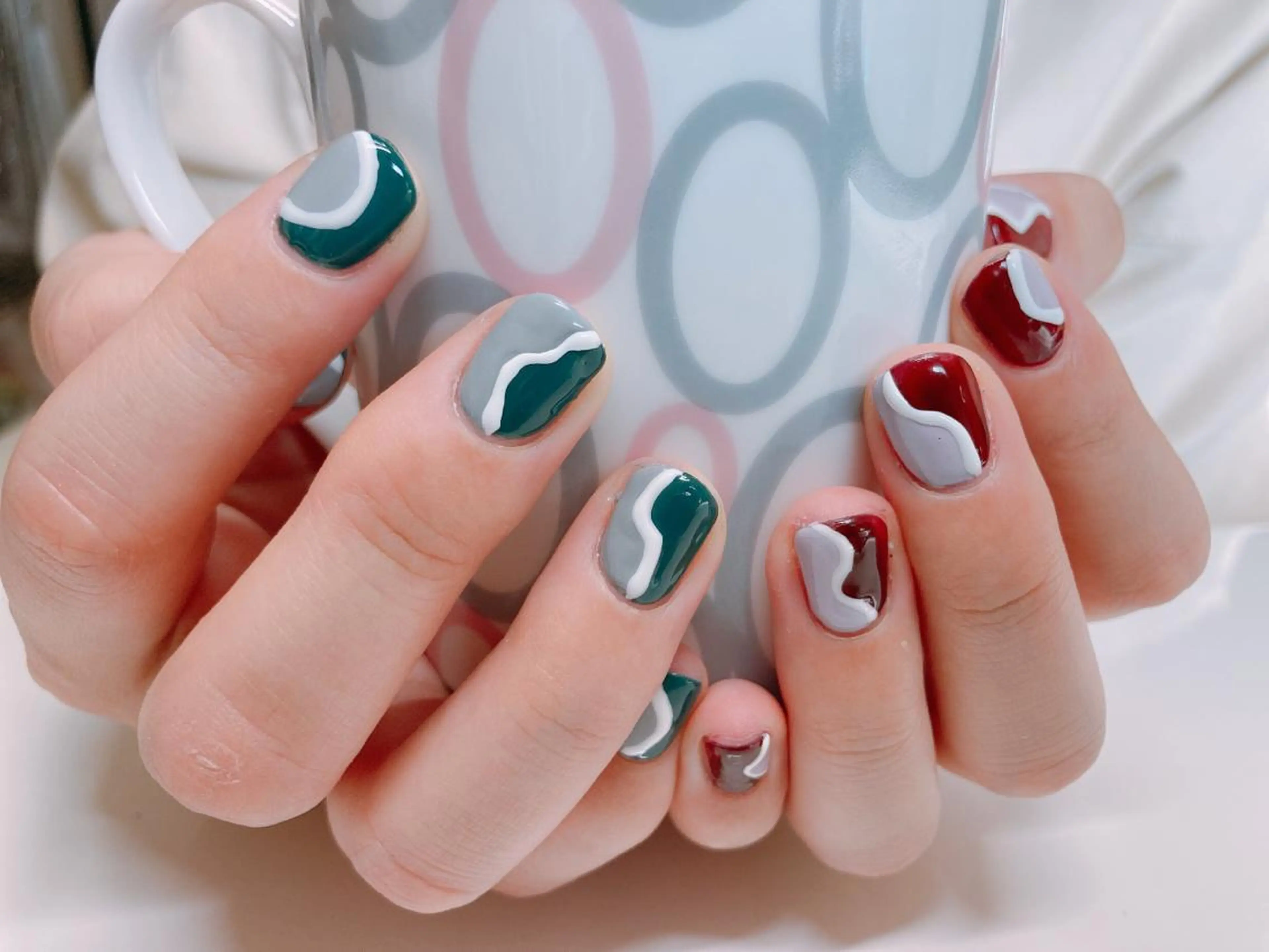 ネイル ハンドネイル ハンドケア YunAsu ひぃちゃんのエステ・リラクイメージ