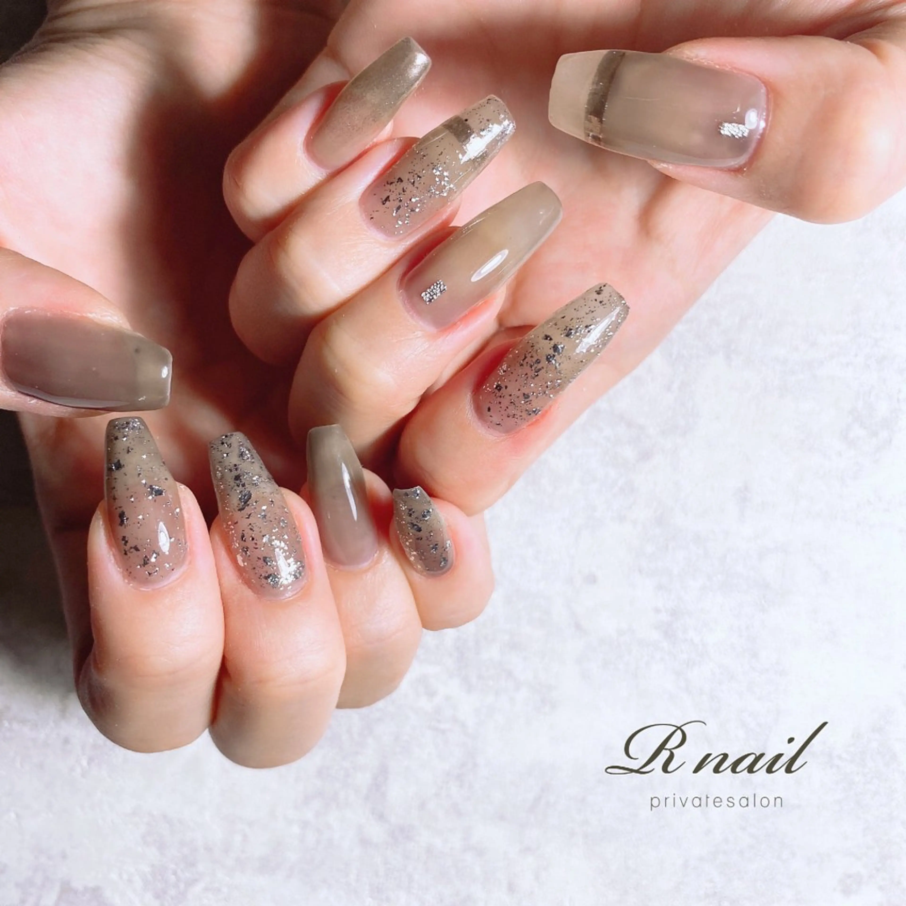 ネイル R nailのネイルデザイン