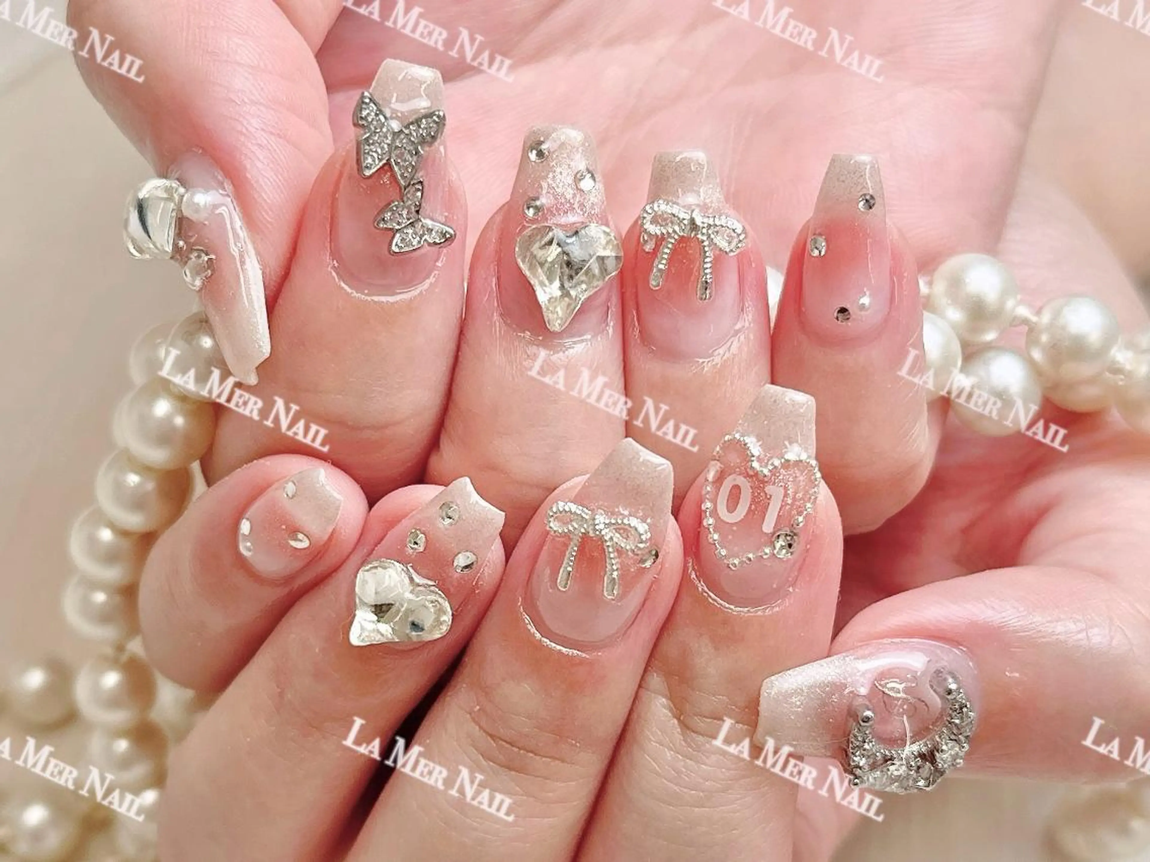 ネイル Moming 🌷のネイルデザイン