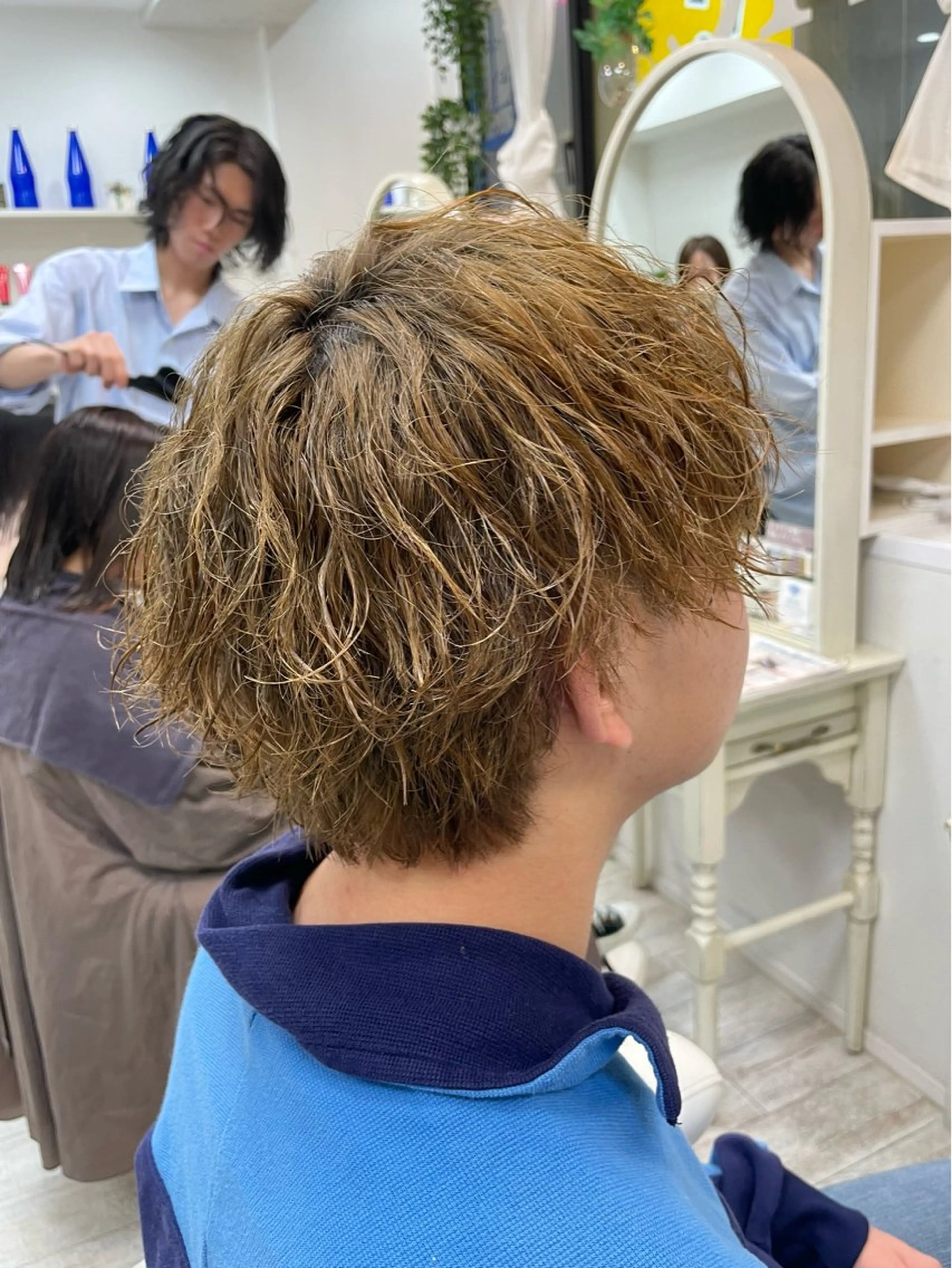 ショート カット パーマ 新籾 尚哉のヘアスタイル