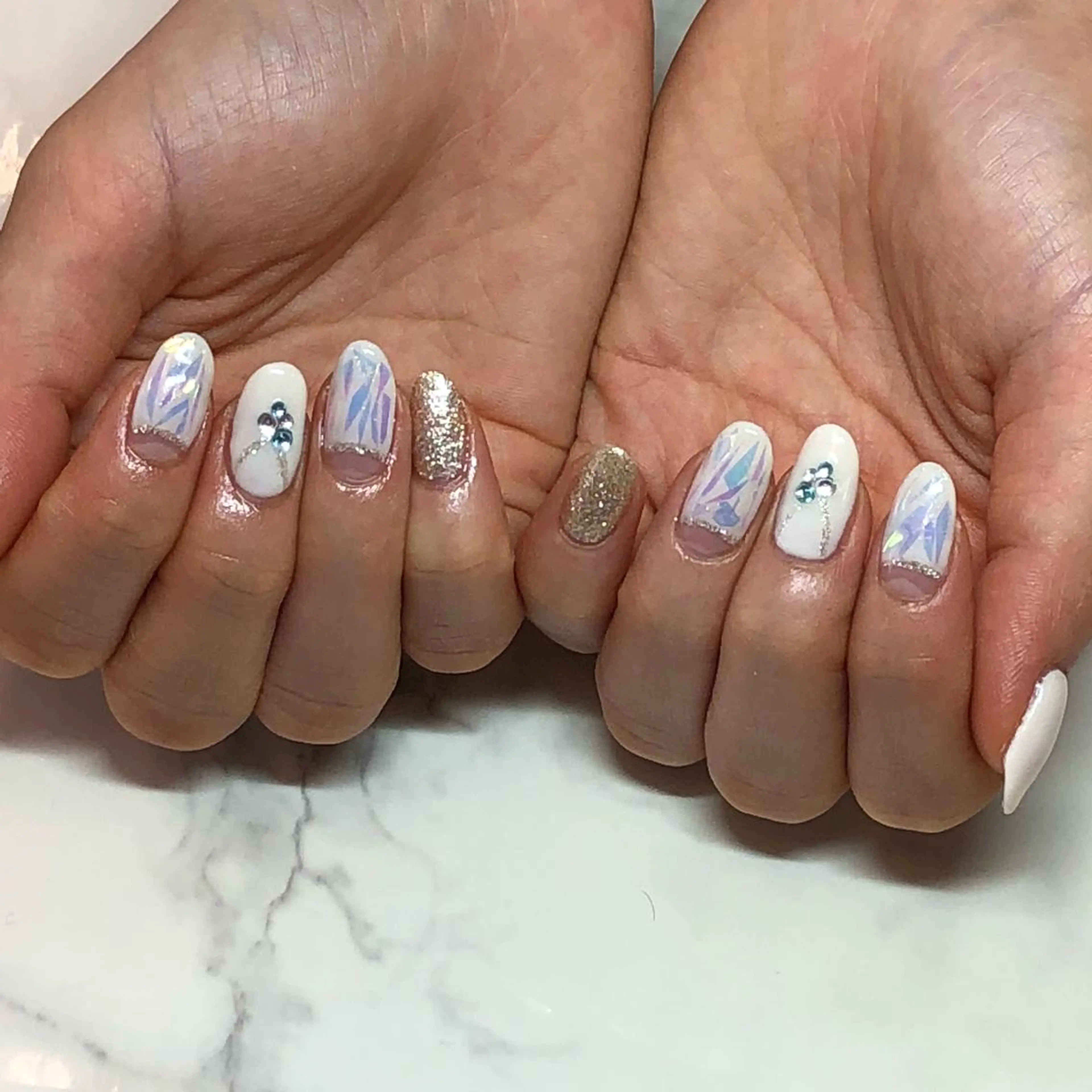 ネイル アートネイル フレンチネイル 逆フレンチ ストーンネイル KIREIE NAILSのネイルデザイン