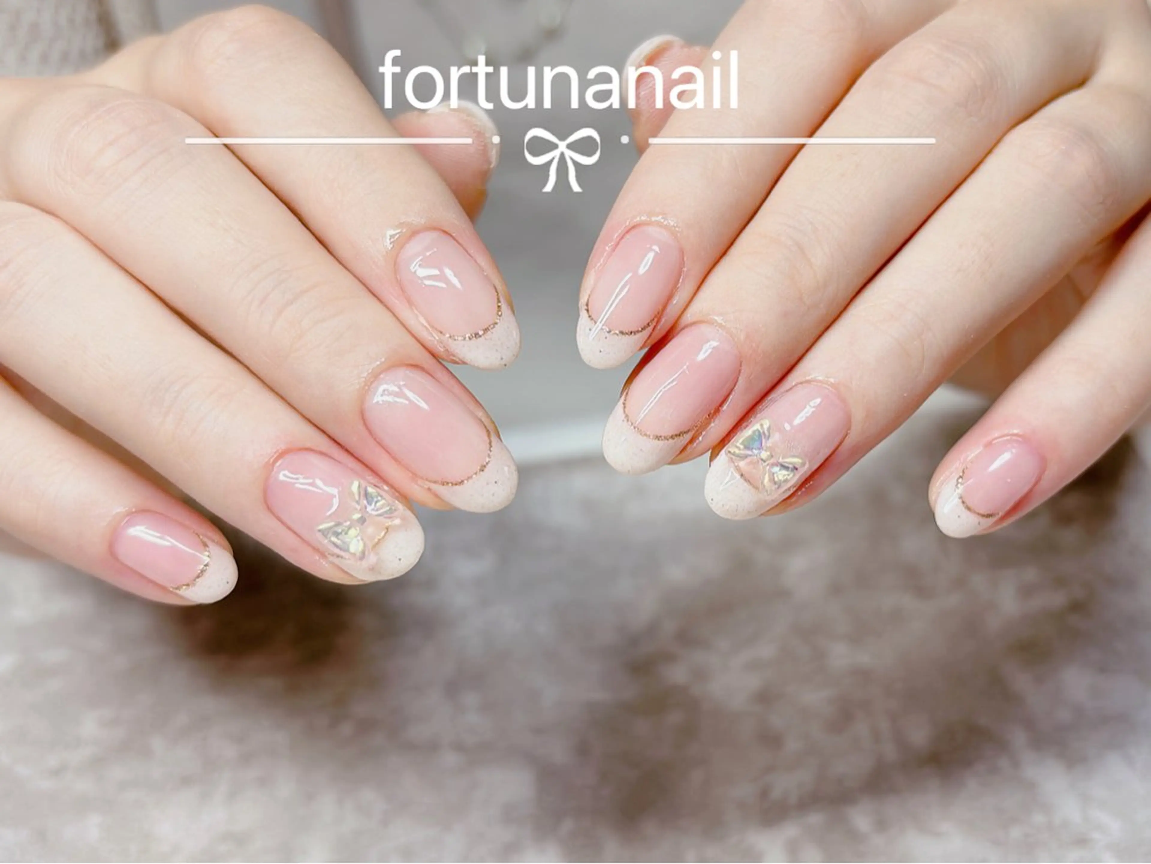ネイル リボン ハンドネイル ハンドケア Nail •Head スパFortunaのネイルデザイン