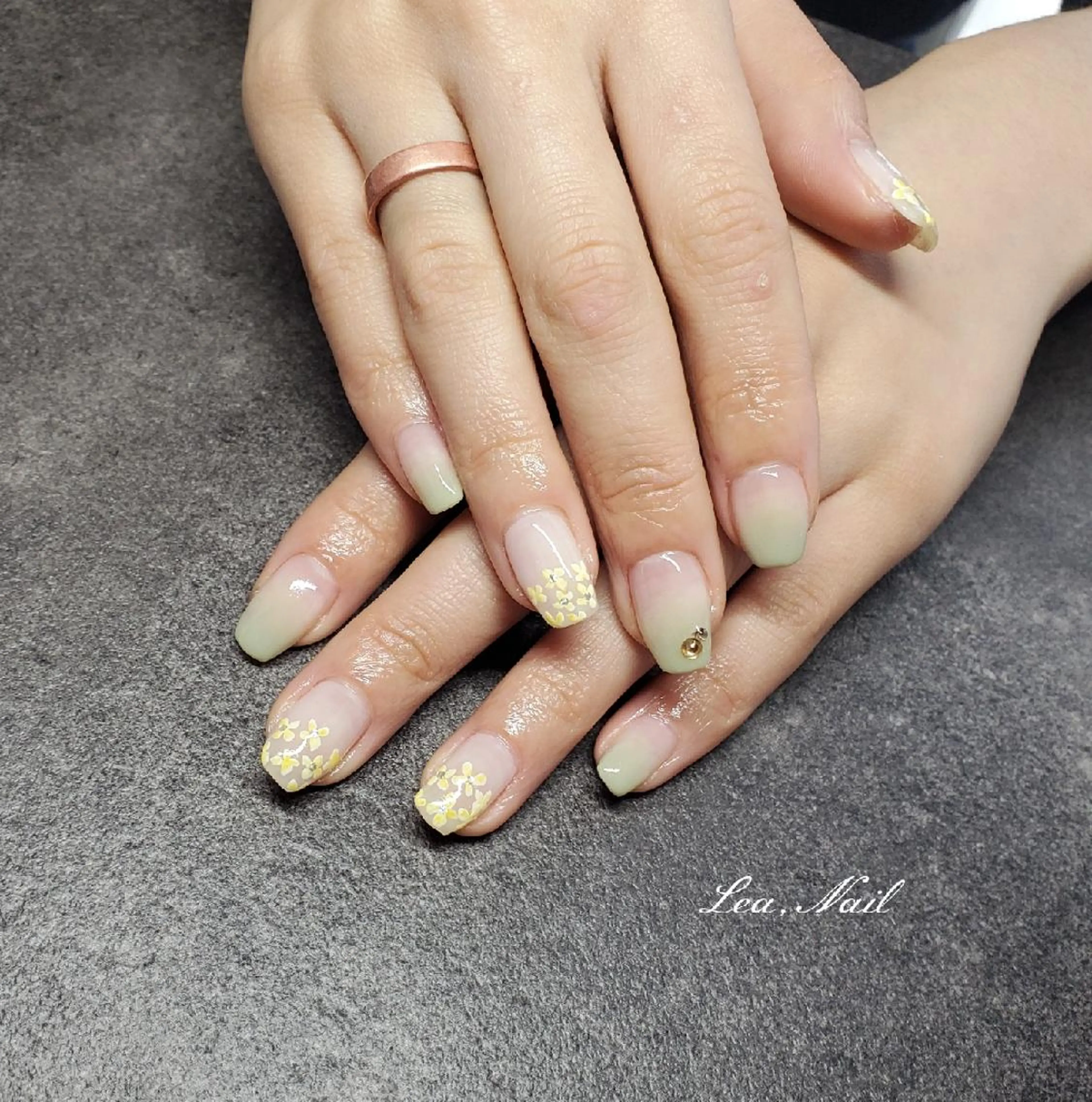 ネイル 持ち込み Lea,Nail所属・松橋 愛のネイルデザイン