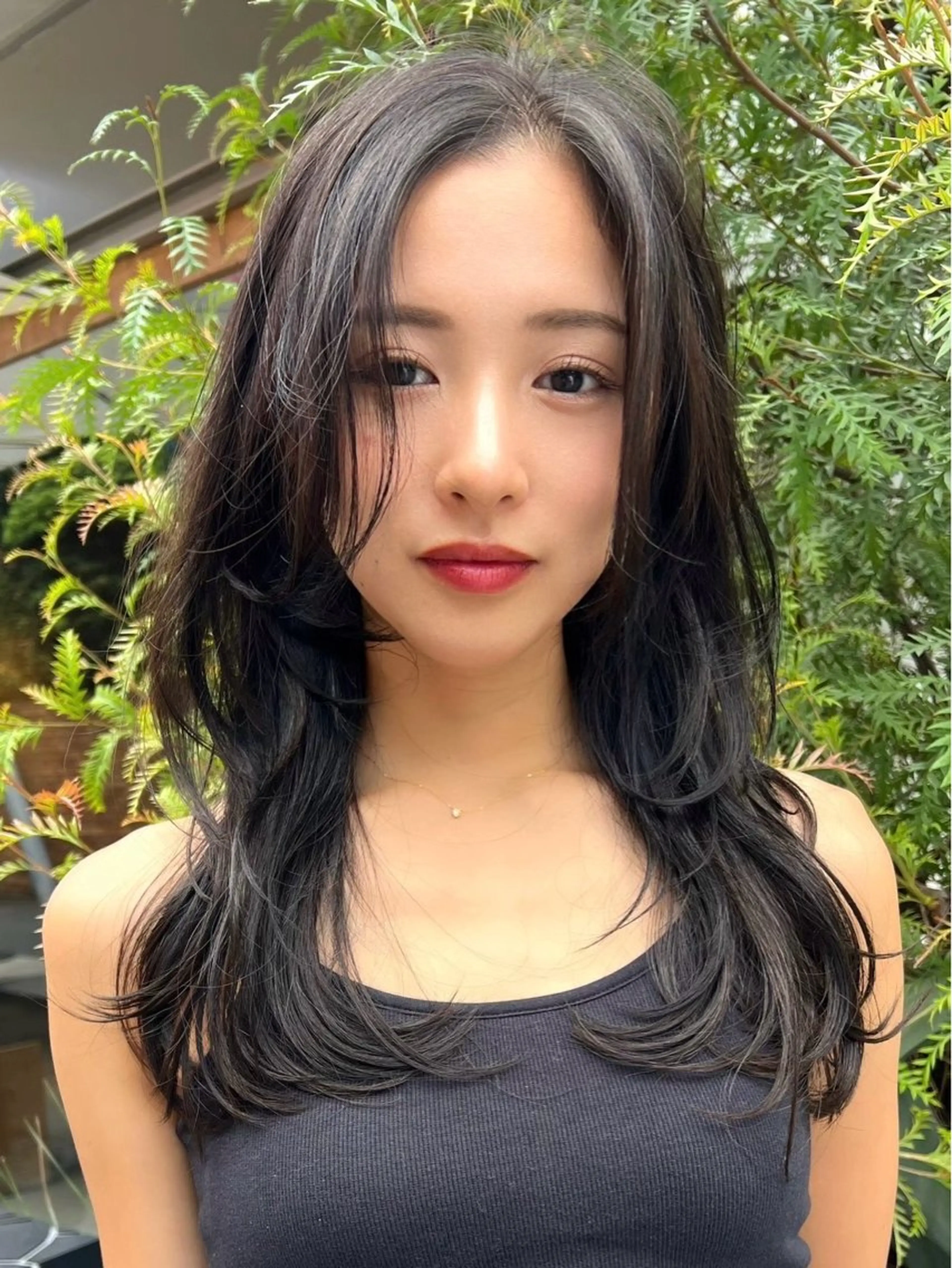 セミロング カラー ヘアカラー トリートメント 【銀座】艶髪/上品な カラー特化/涼/駅近のヘアスタイル