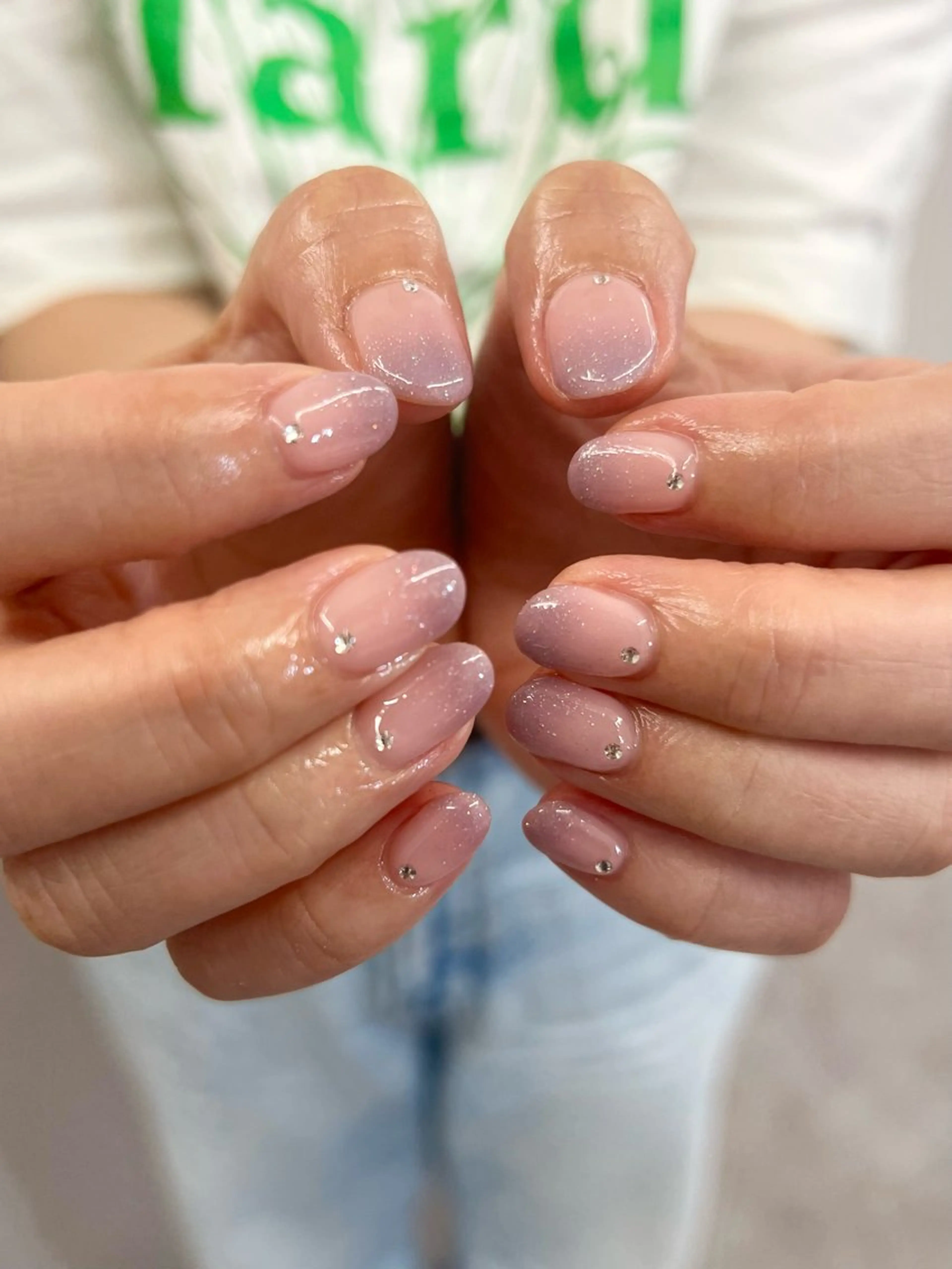 ネイル ジェルネイル グラデーション マグネットネイル ニュアンスネイル パラジェル ハンドネイル ハンドケア Bana_ Nailのネイルデザイン