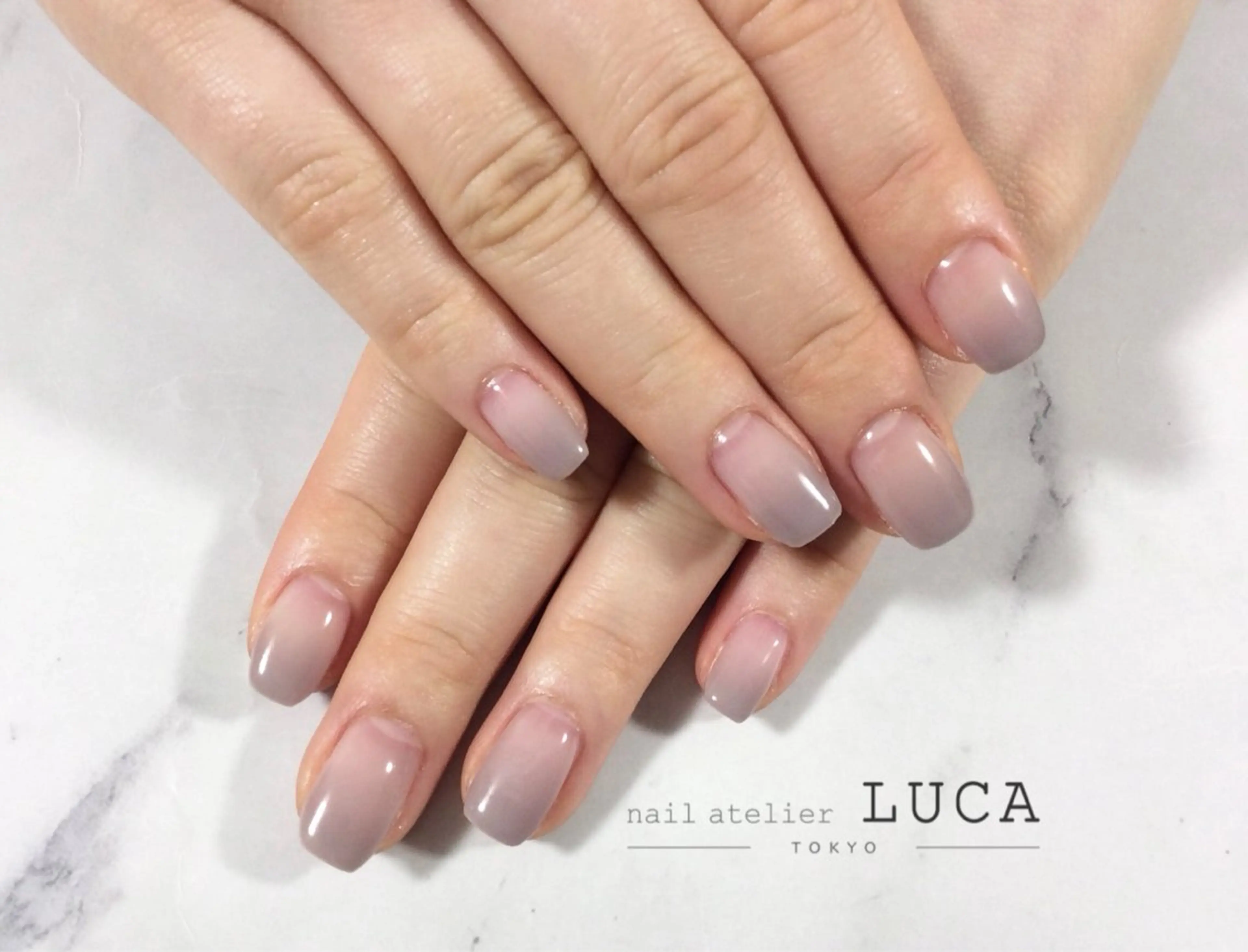 ネイル ジェルネイル グラデーション パラジェル ネイルアトリエルカ 米原のネイルデザイン