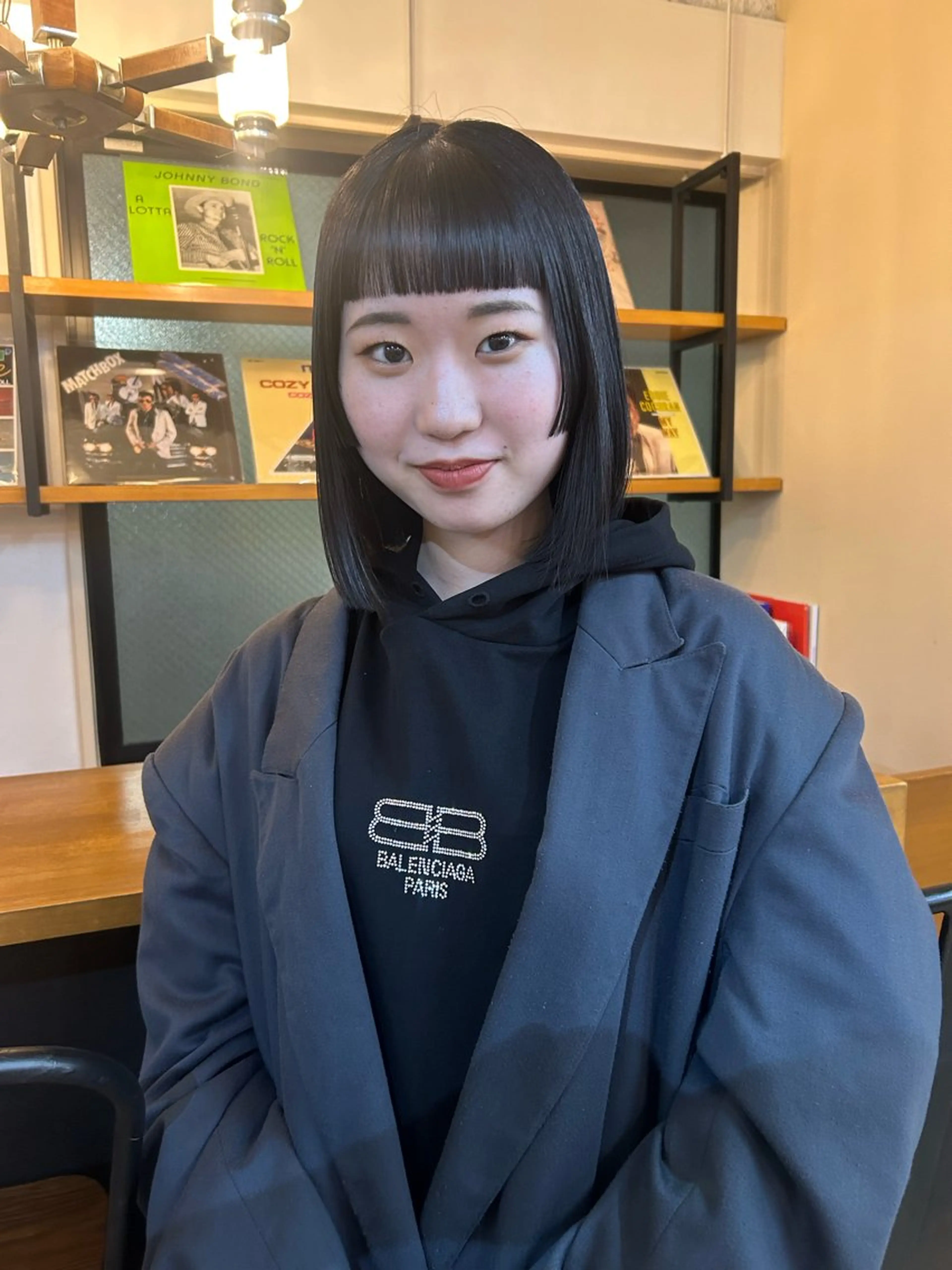 前髪カットの写真